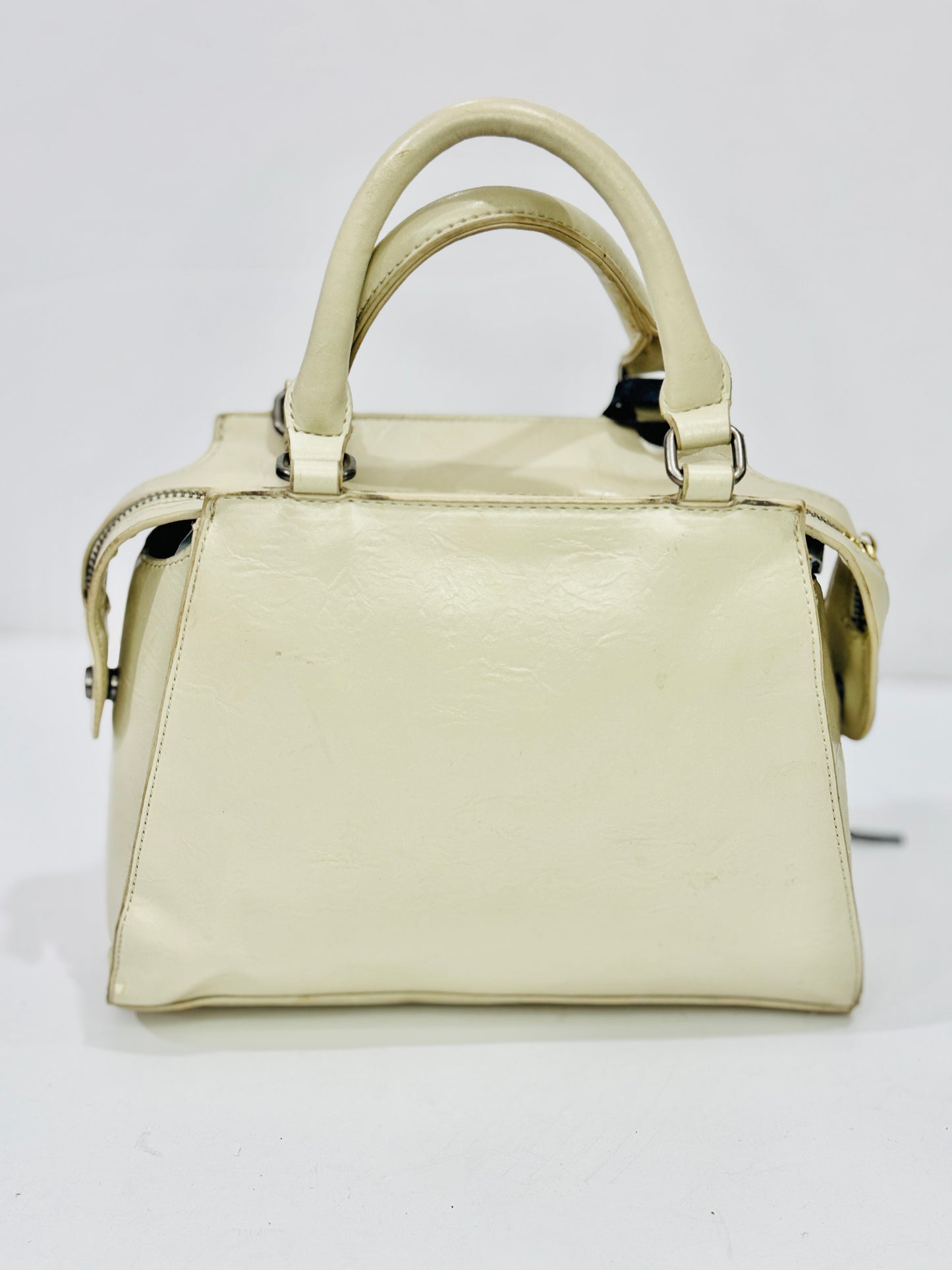 STEVE MADDEN