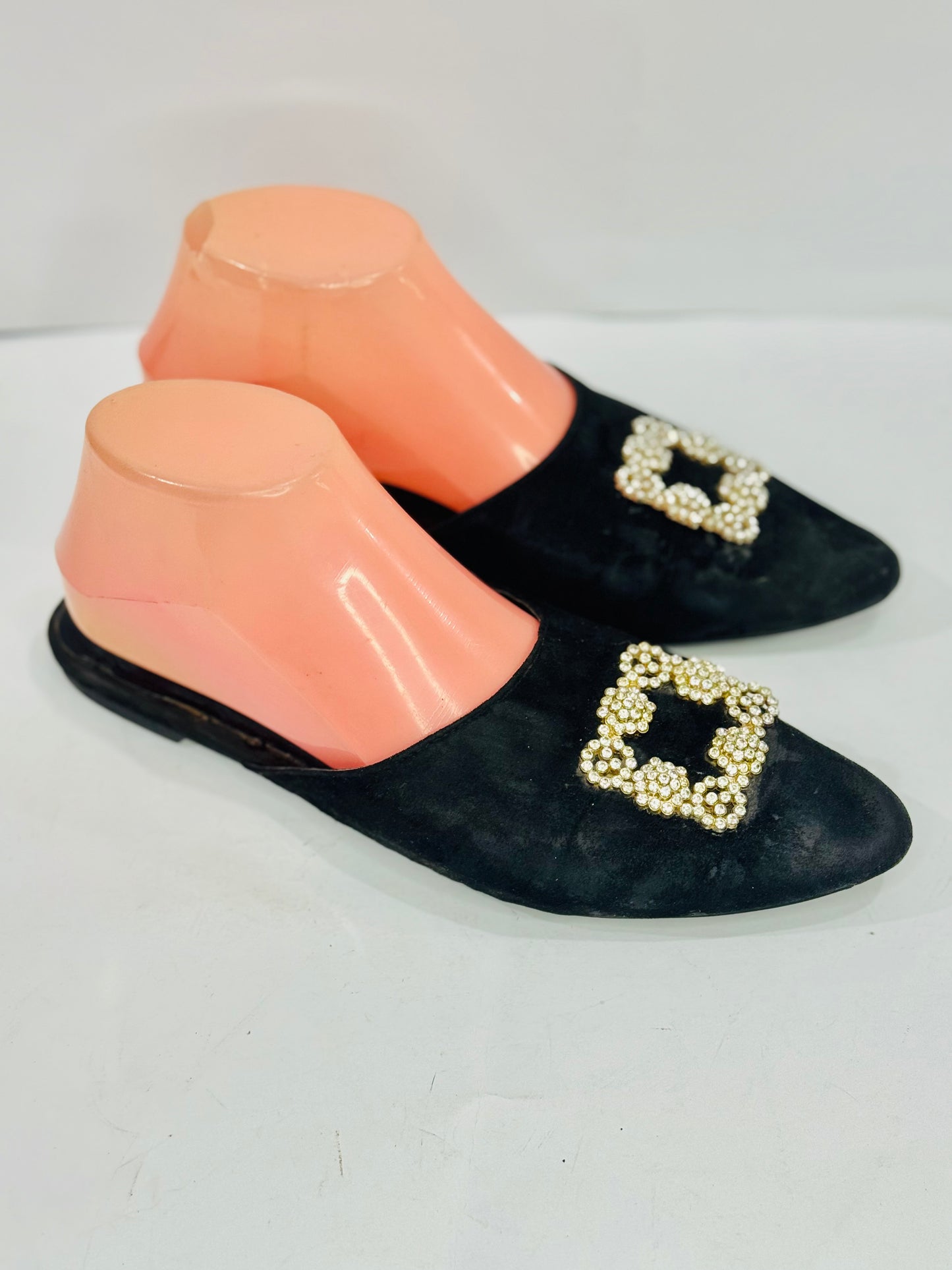 STEVE MADDEN | 38-39
