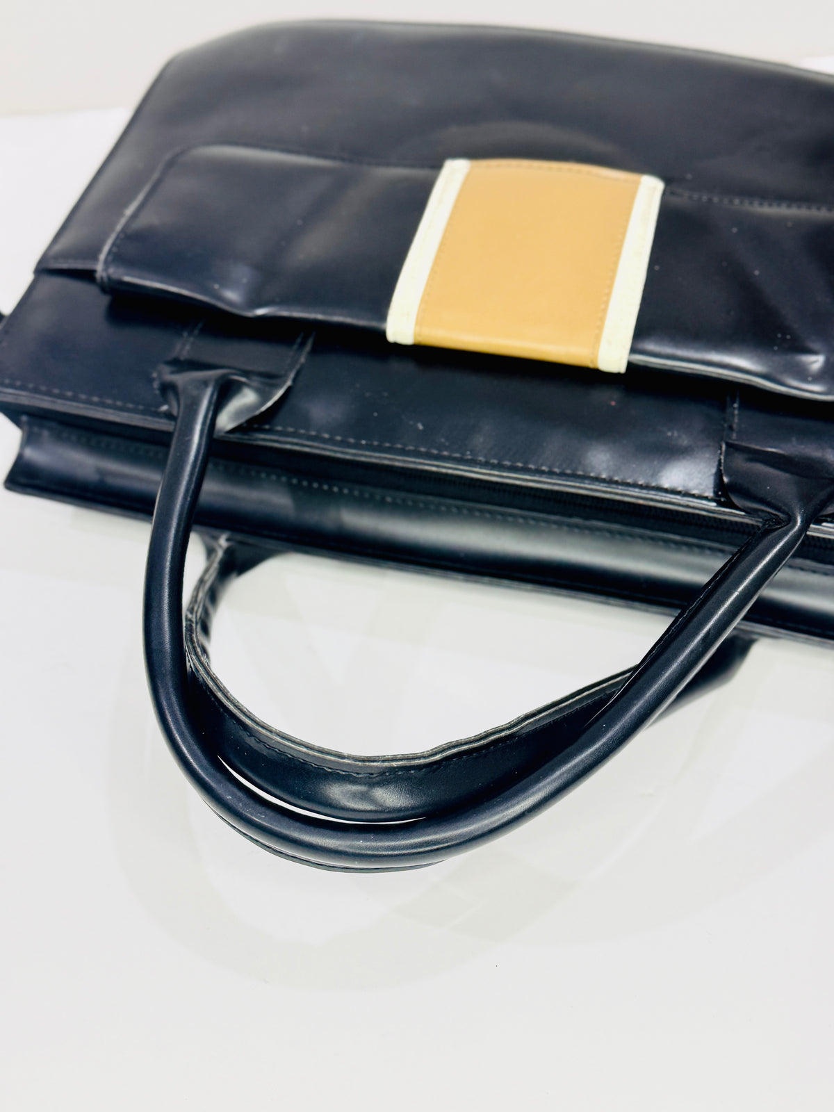 HAND BAG