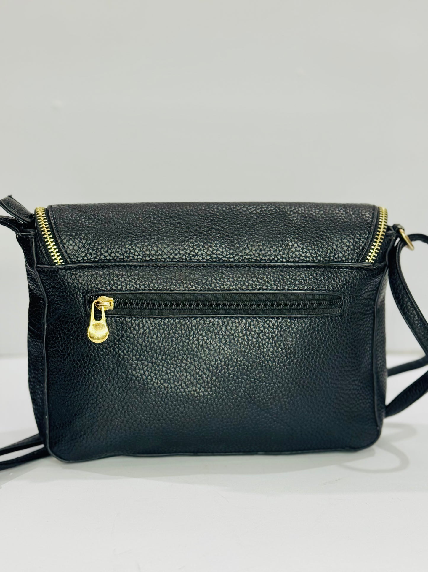 Flip | Crossbody