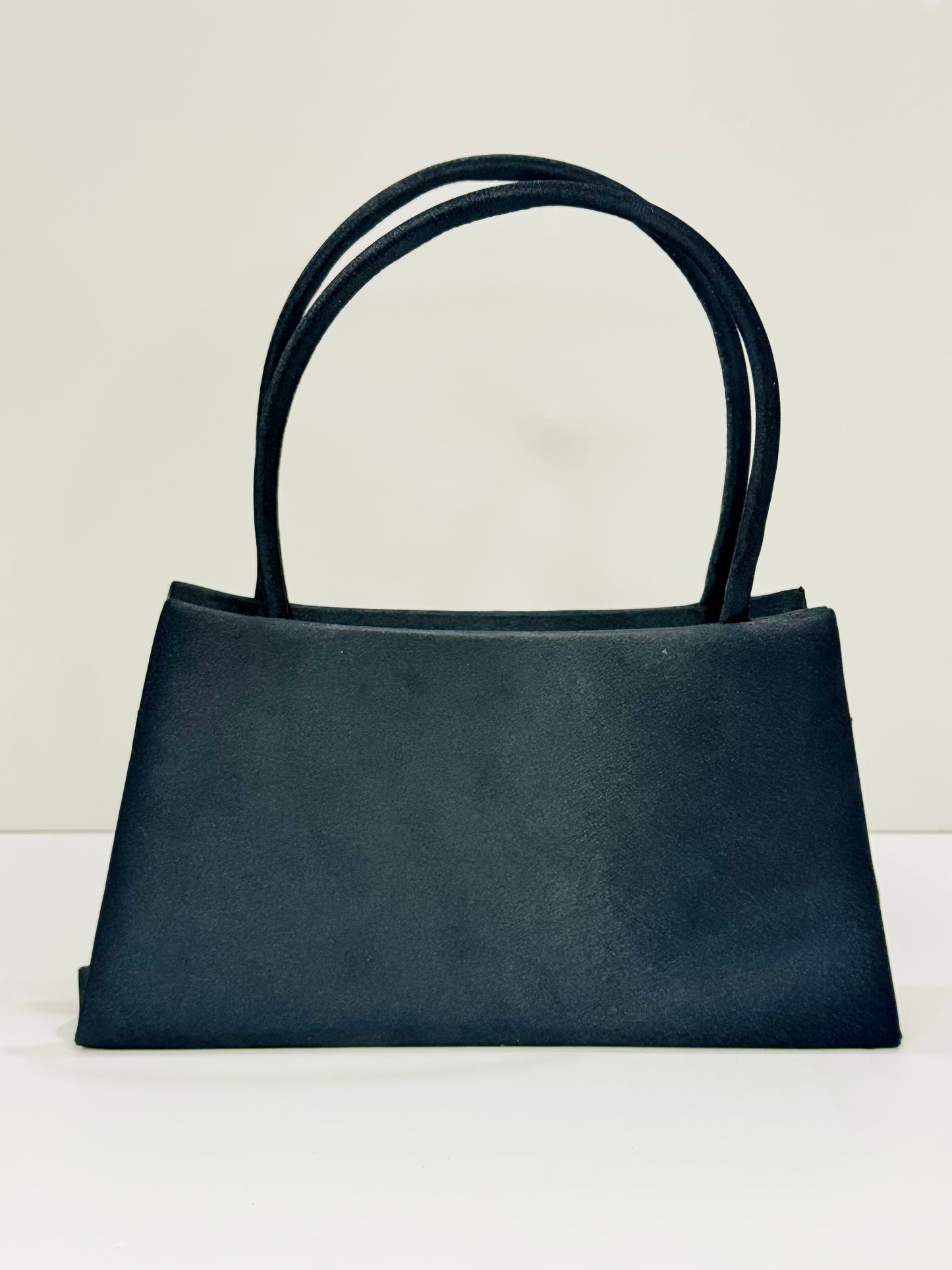 SILK | HAND BAG