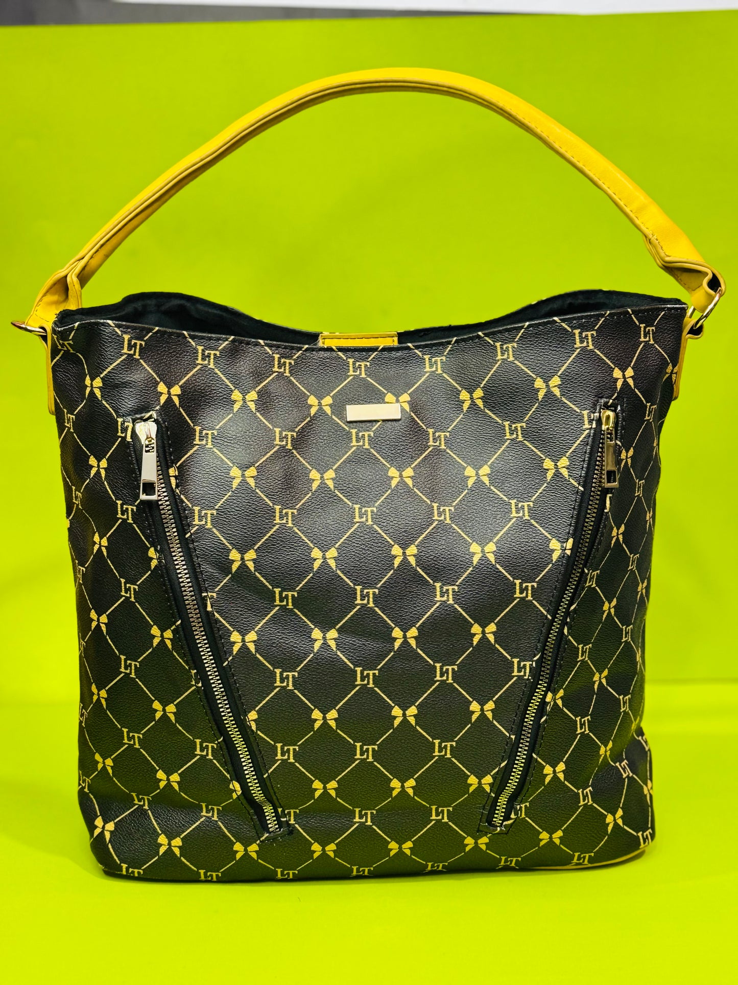 LT | Tote