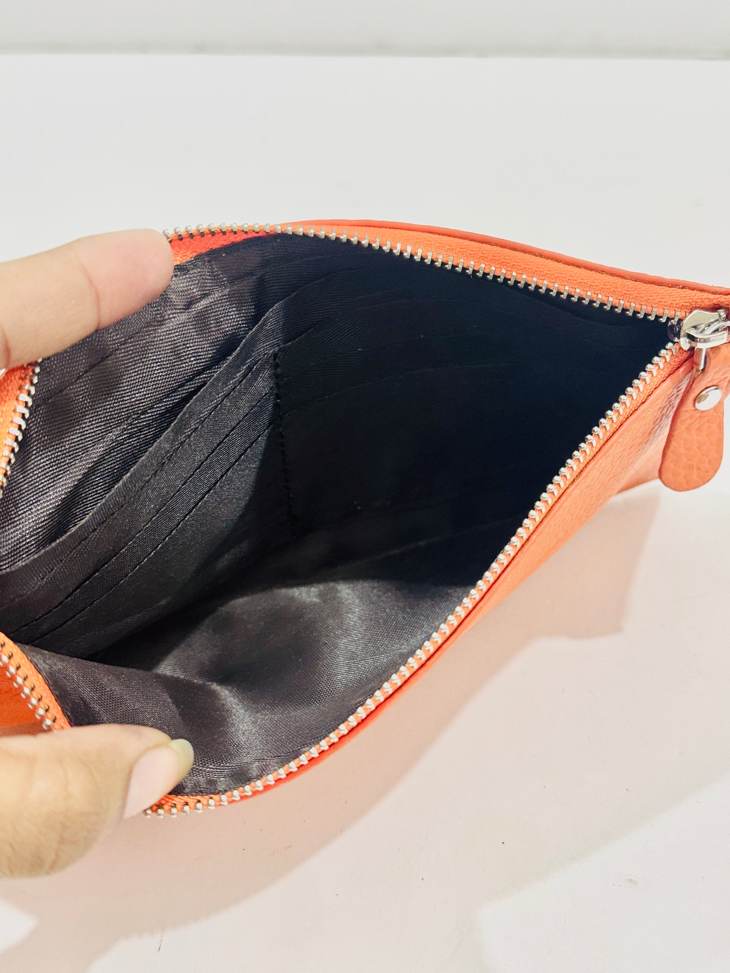 H | WALLET