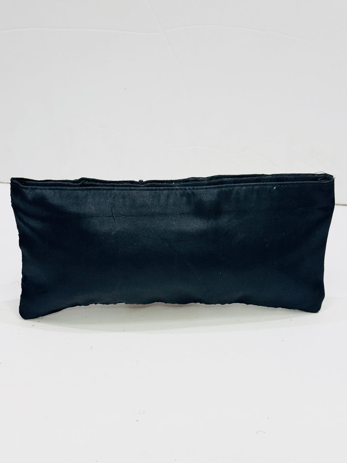 HAND | CLUTCH