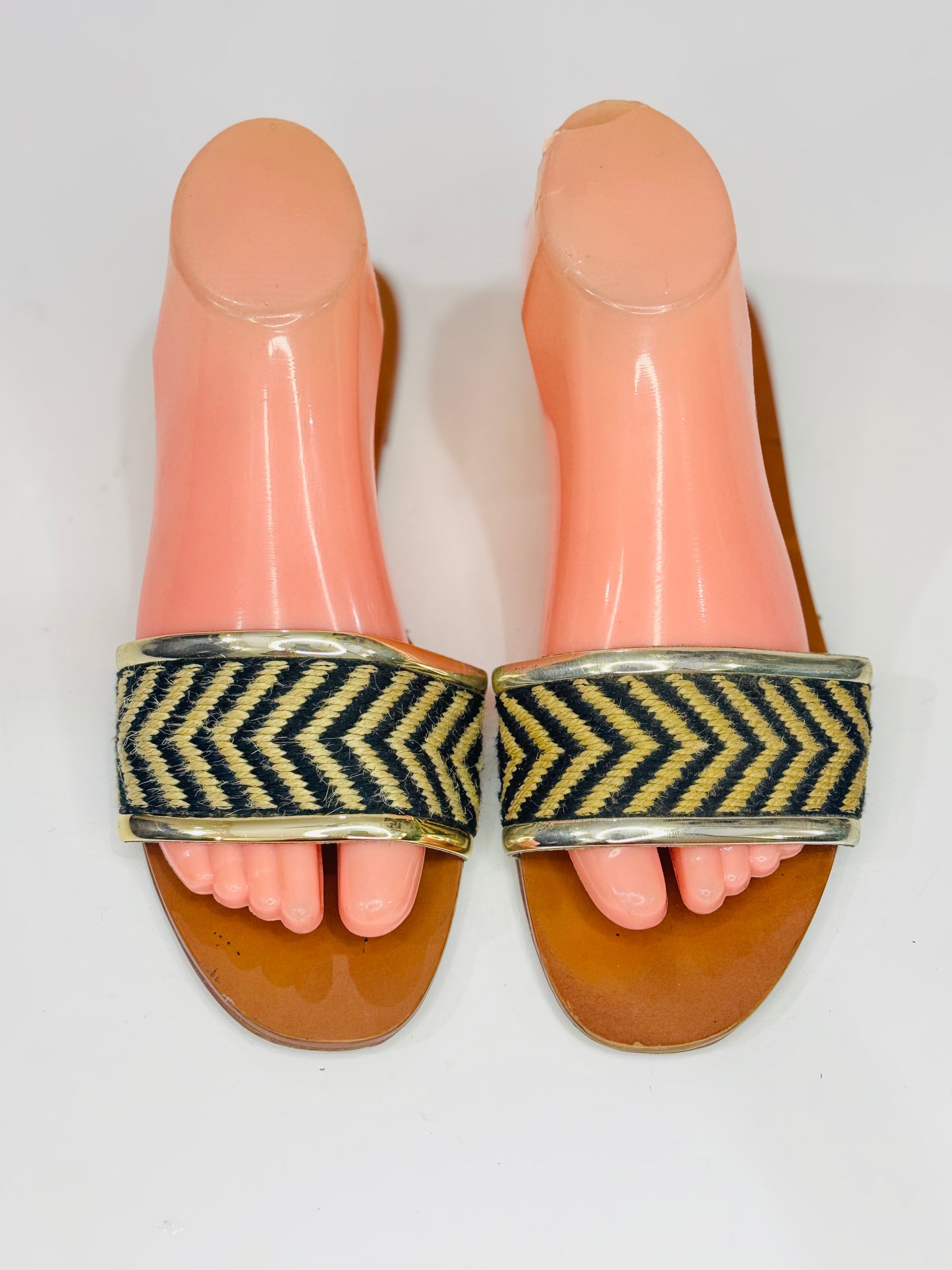 ZARA | 39