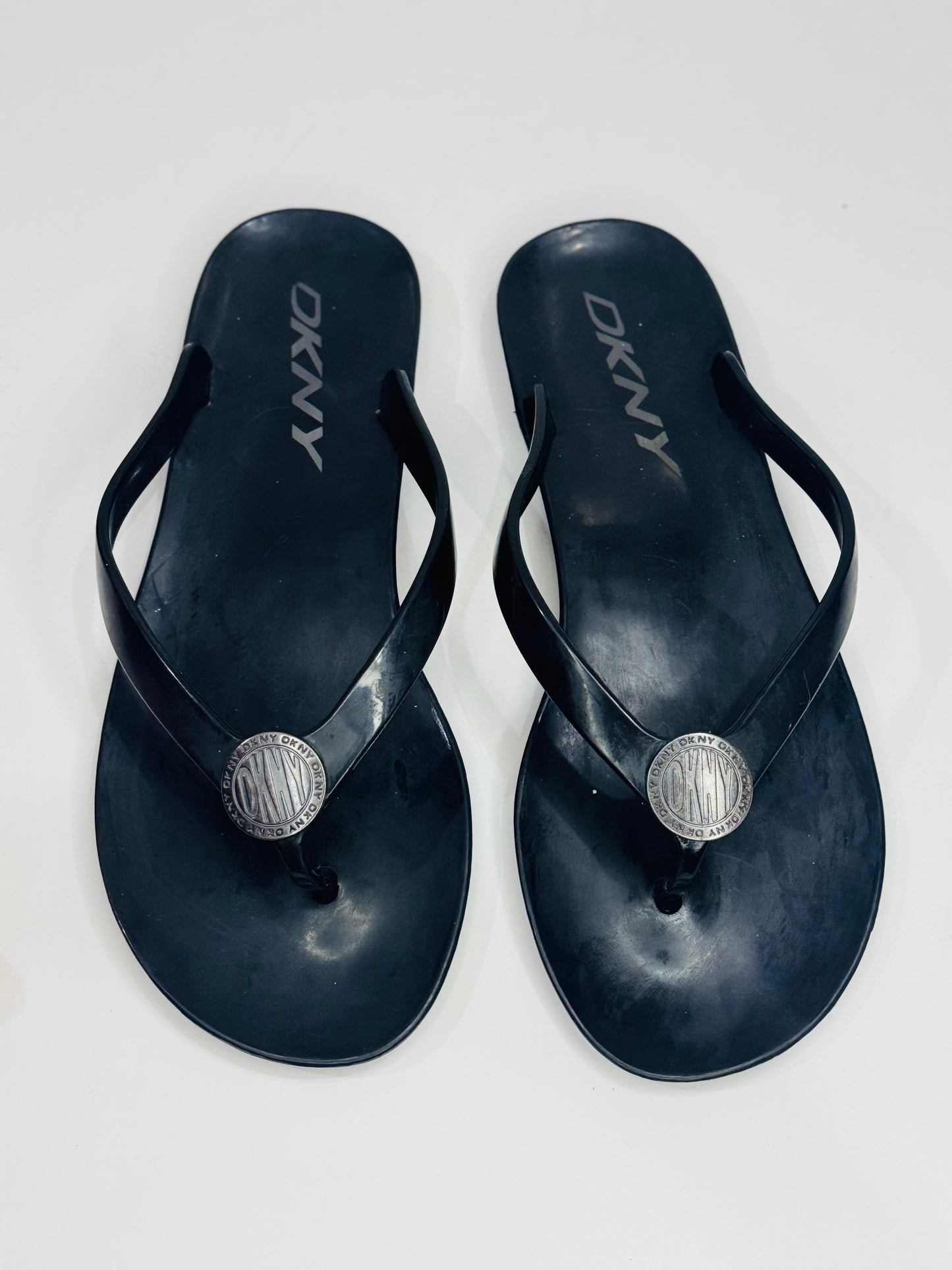DKNY | 37/38