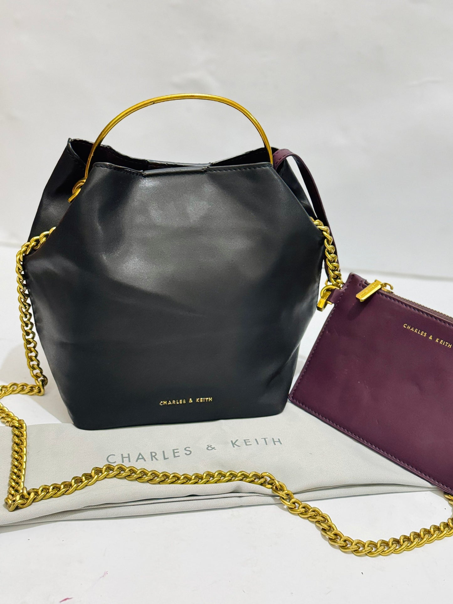 Charles & Keith |Bucket Satchel