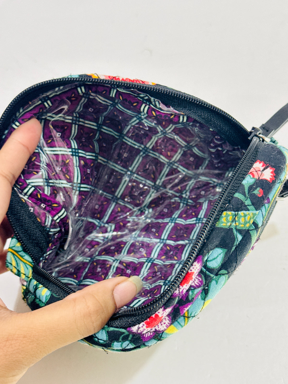 VERA BRADLEY