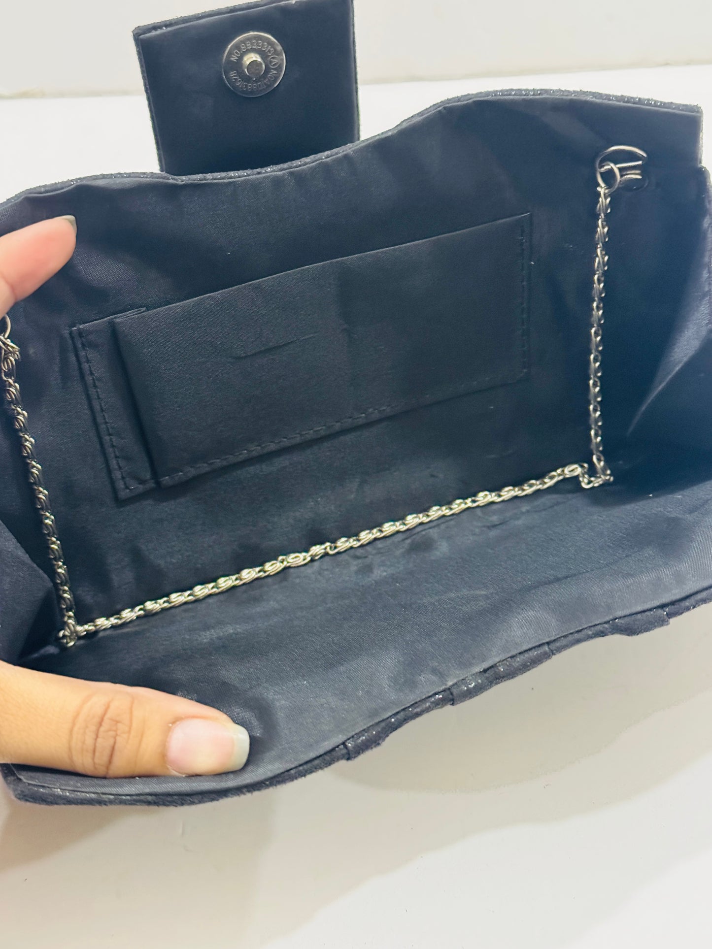 Sparkling | Clutch