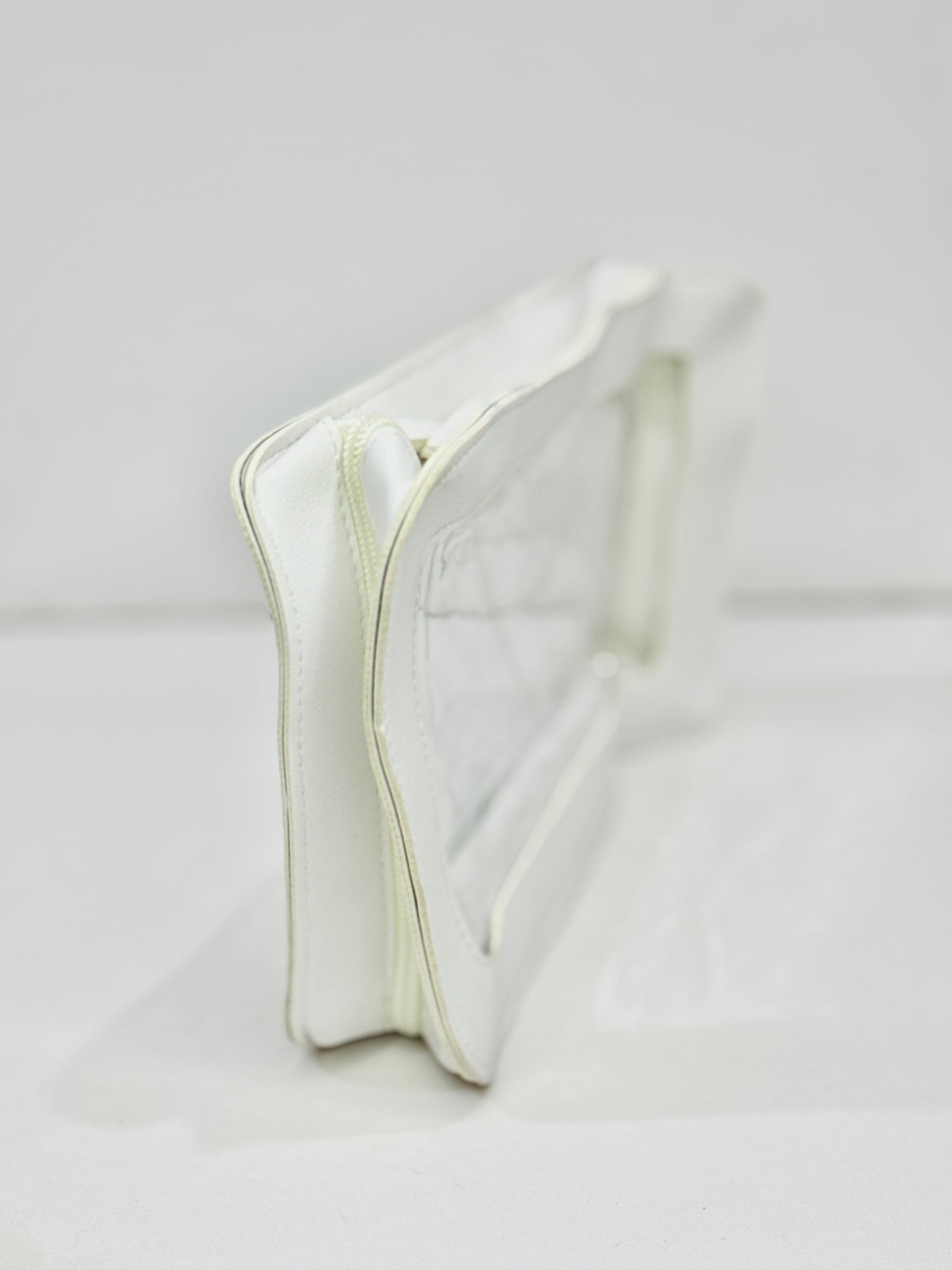 Transparent | Organiser