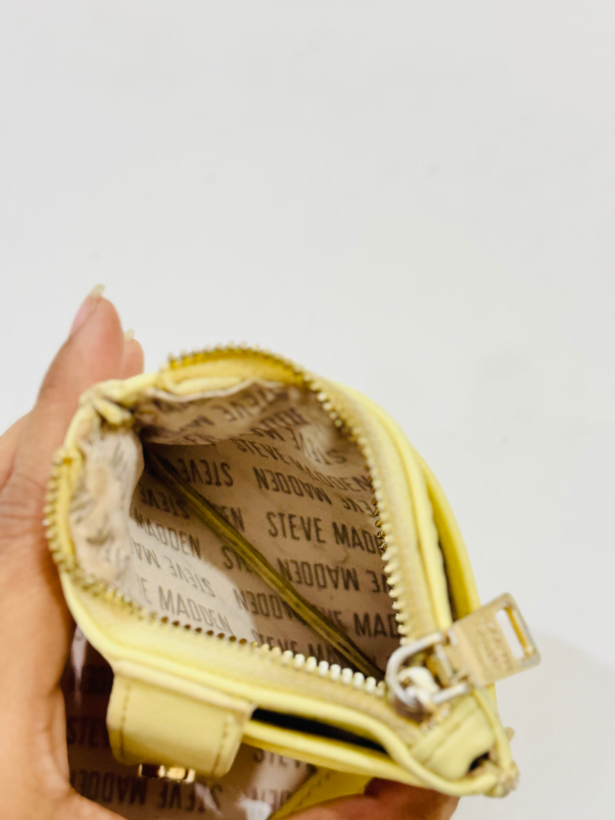 STEVE MADDEN