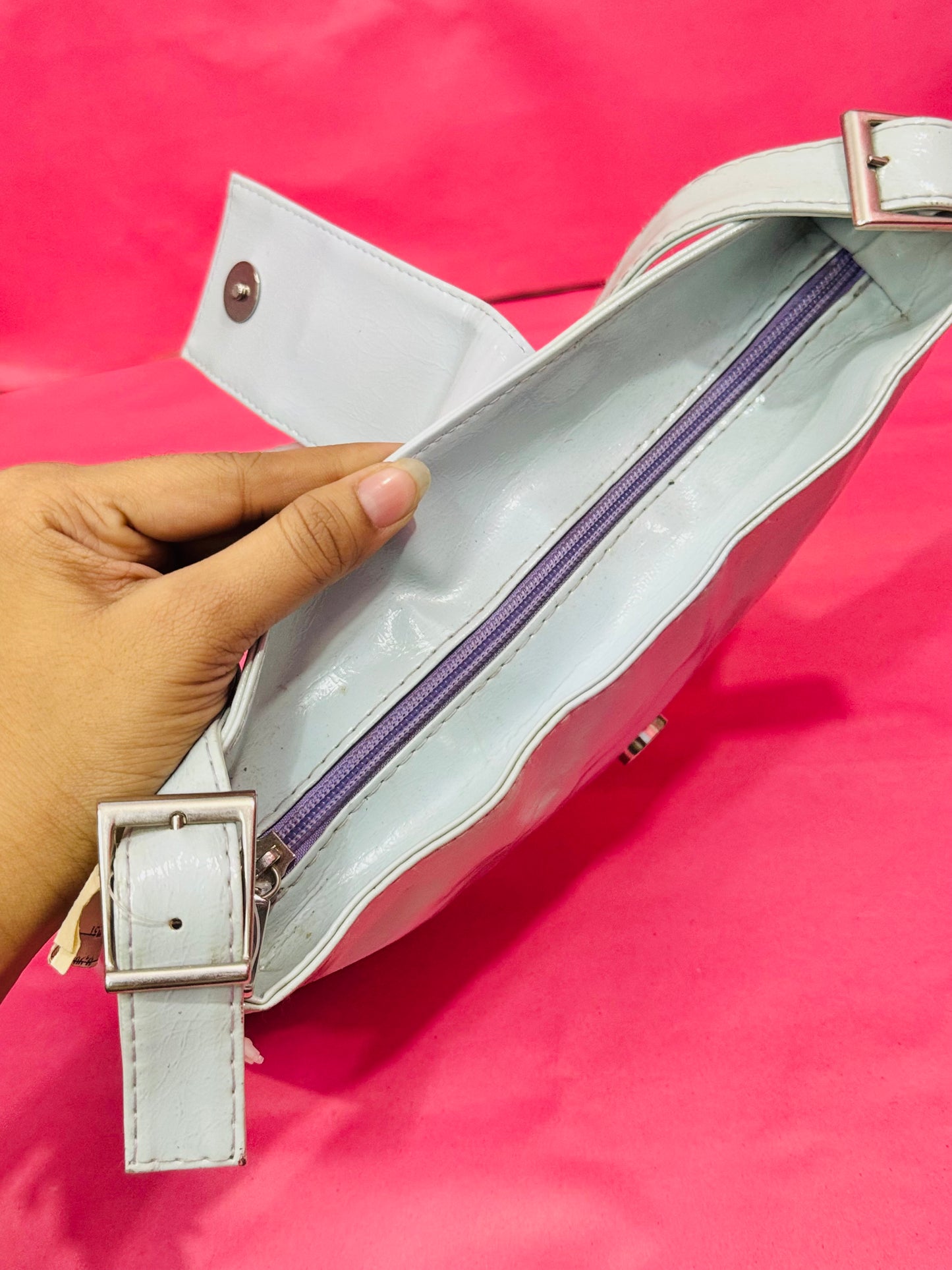 QS |Tag🏷️ Shoulder bag