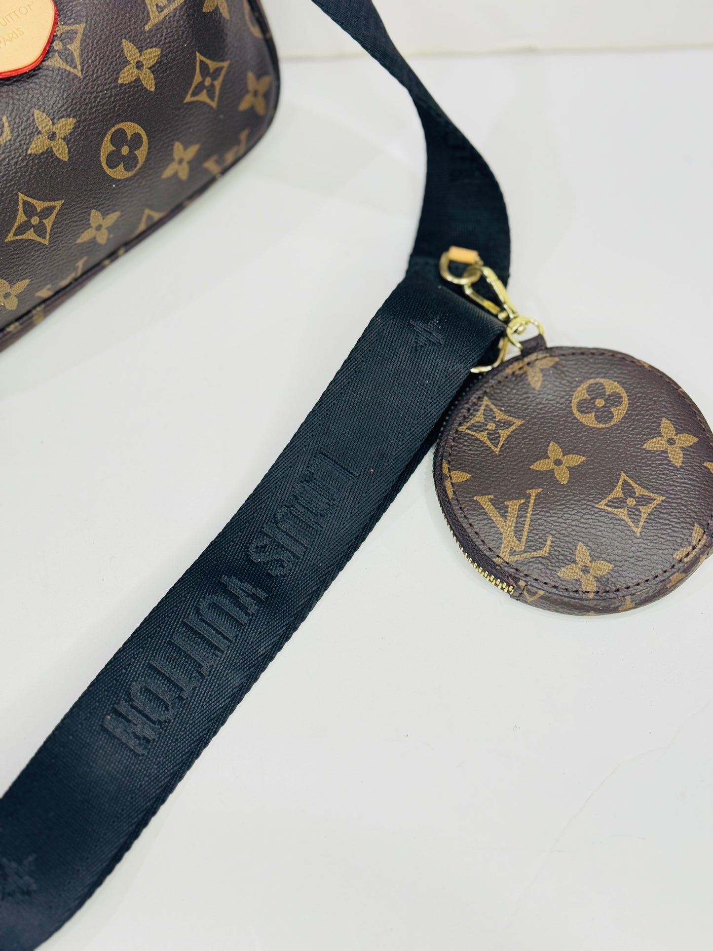 LV
