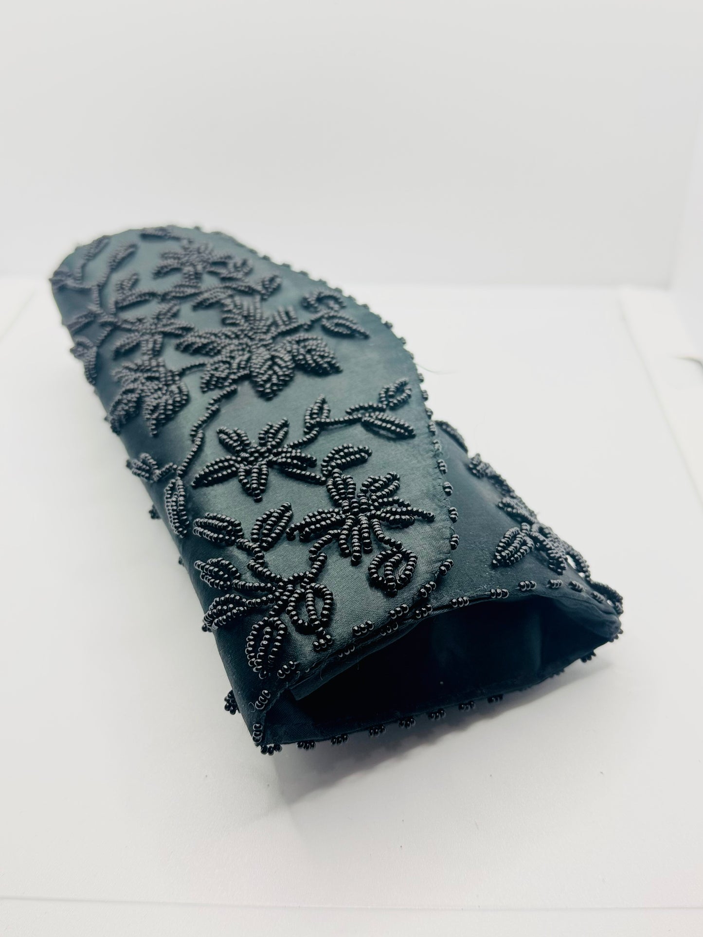 Beaded |Clutch