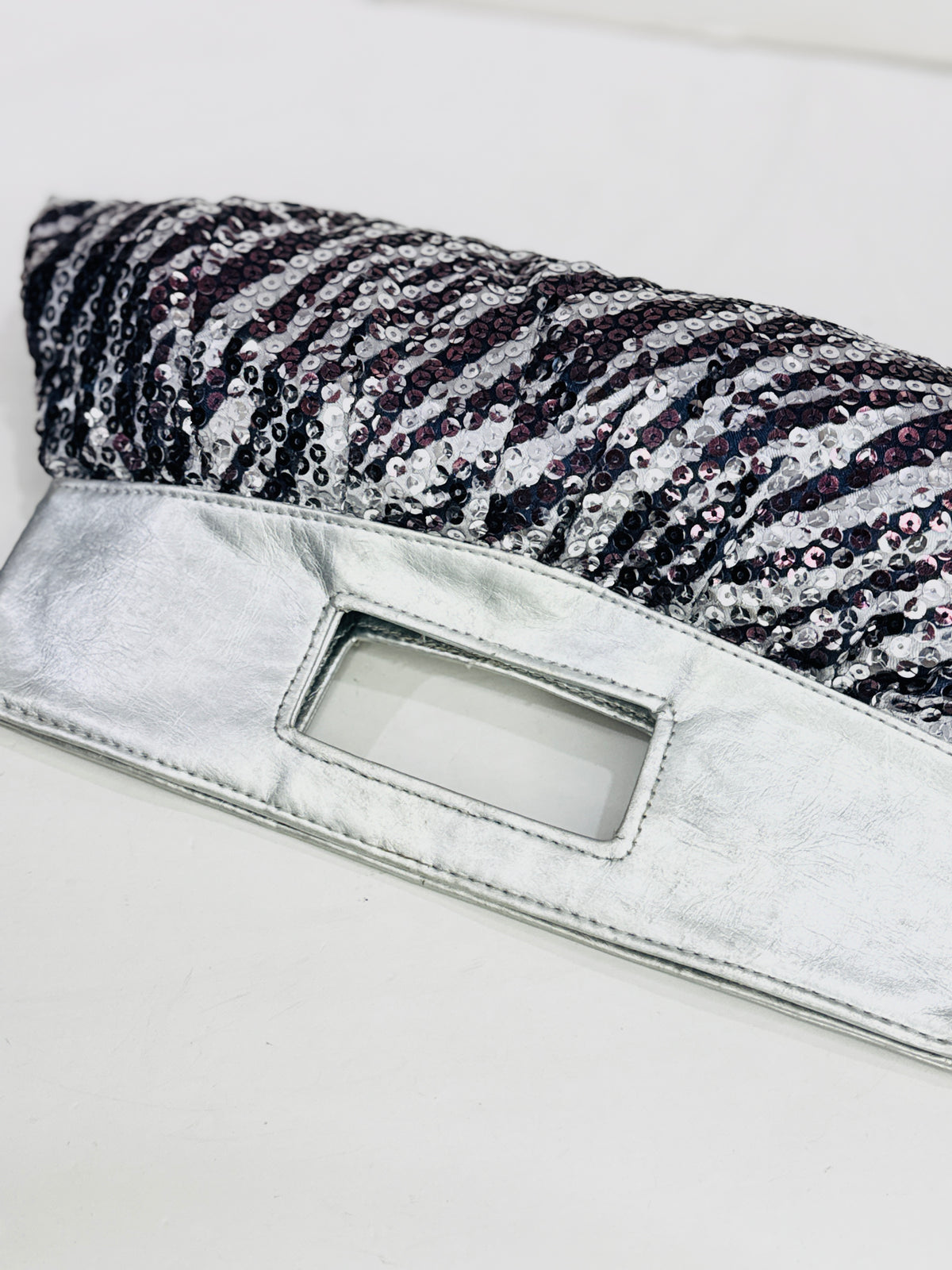 Zebra | Sequence Long Clutch