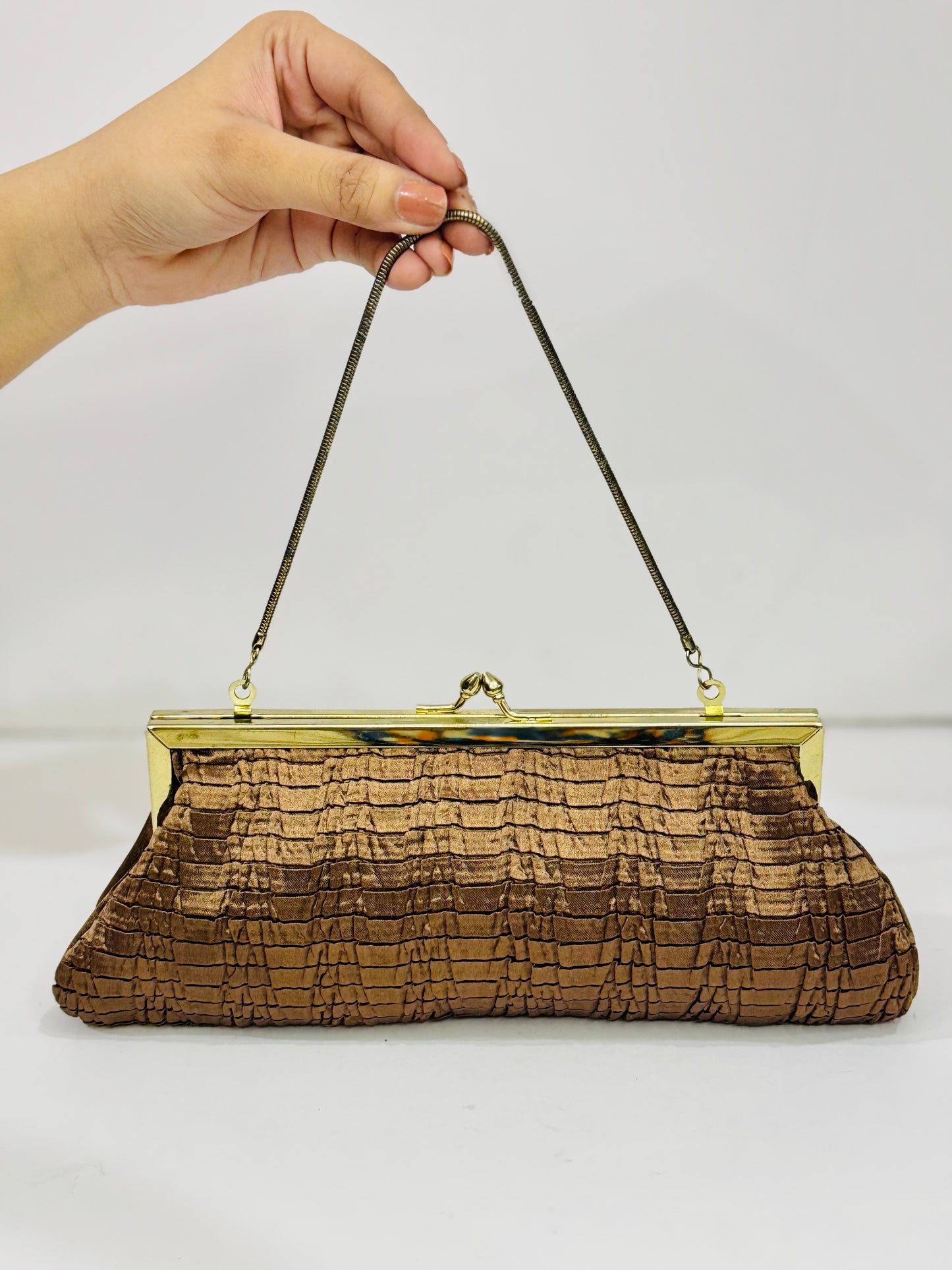 SILK | CLUTCH