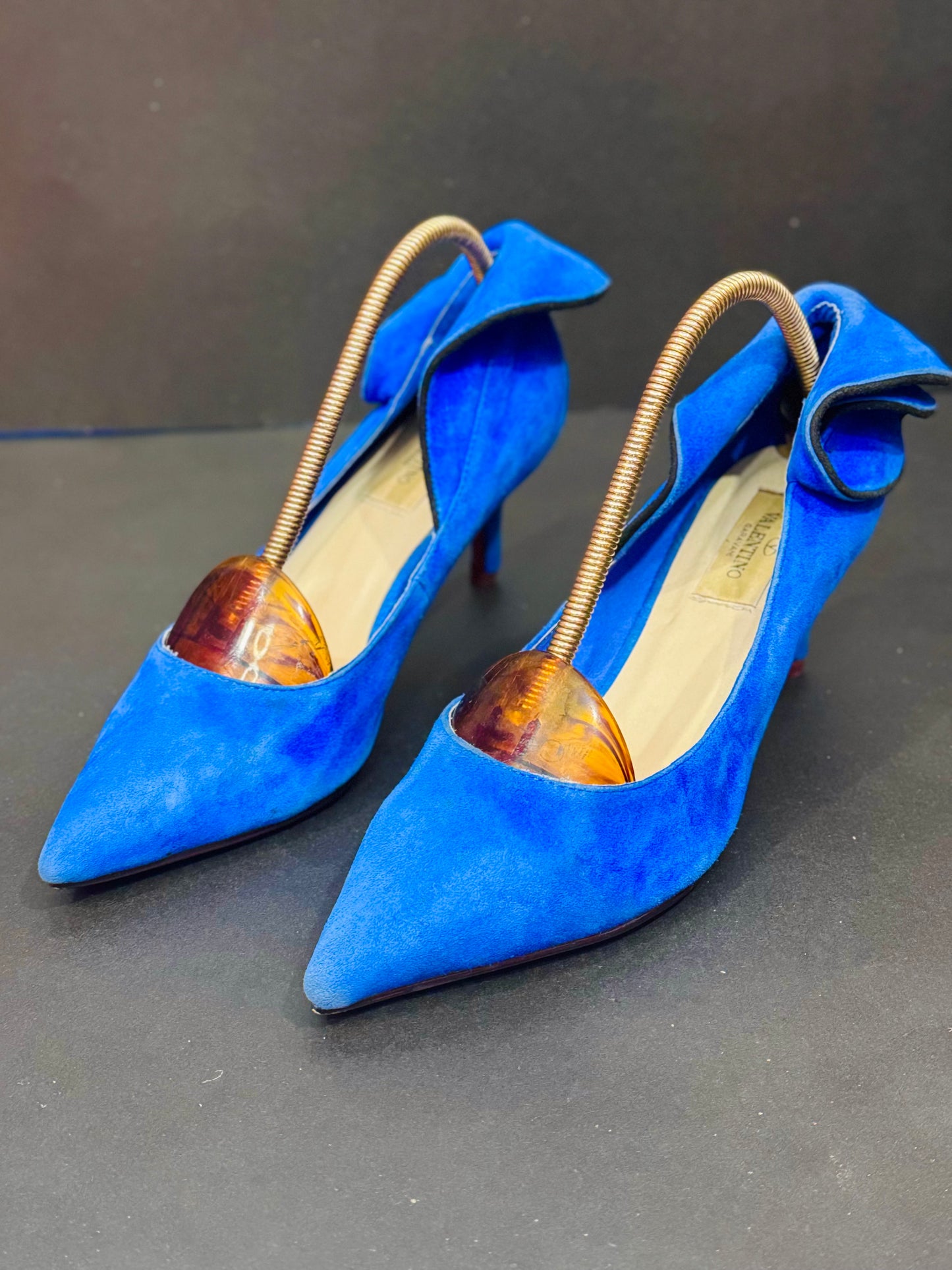 VALENTINO | 36