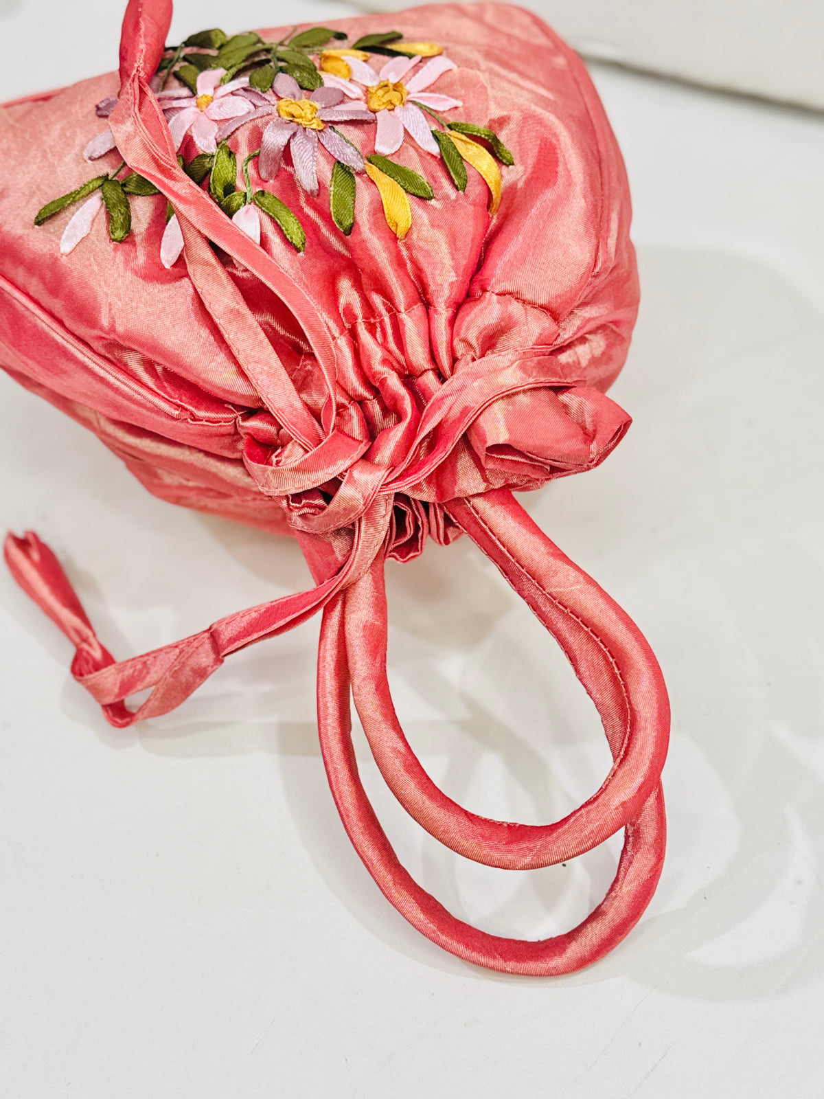 RIBBON | EMBROIDERED BAG