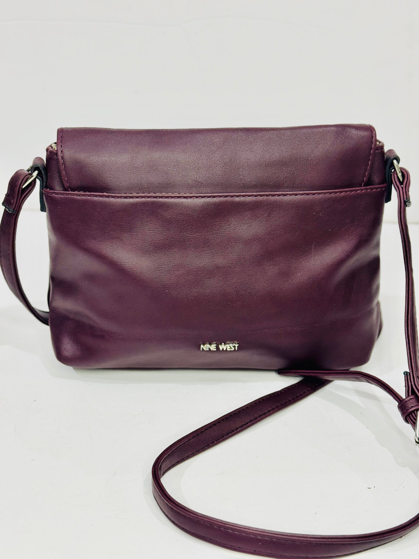 NINE WEST