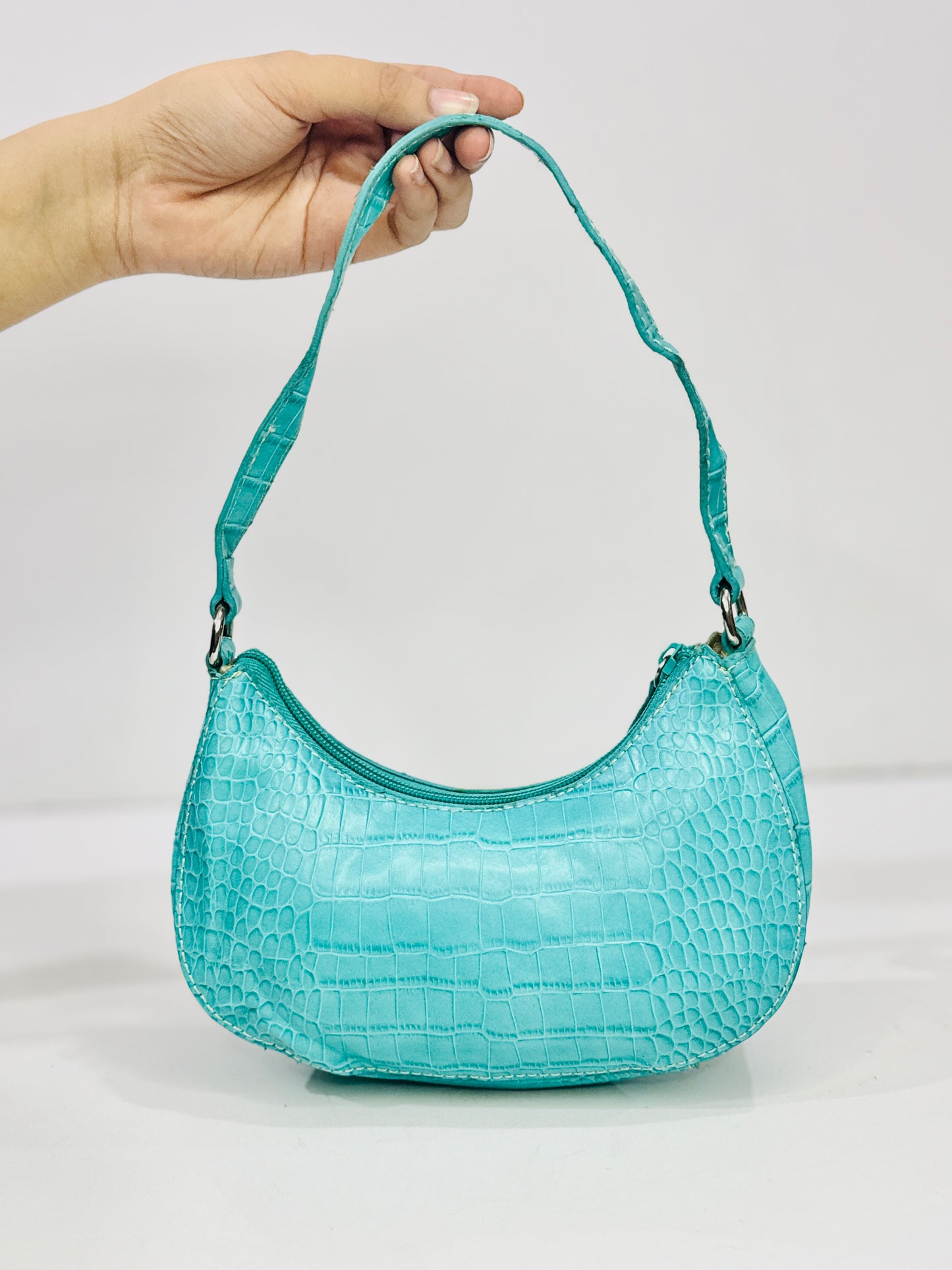 NINE WEST