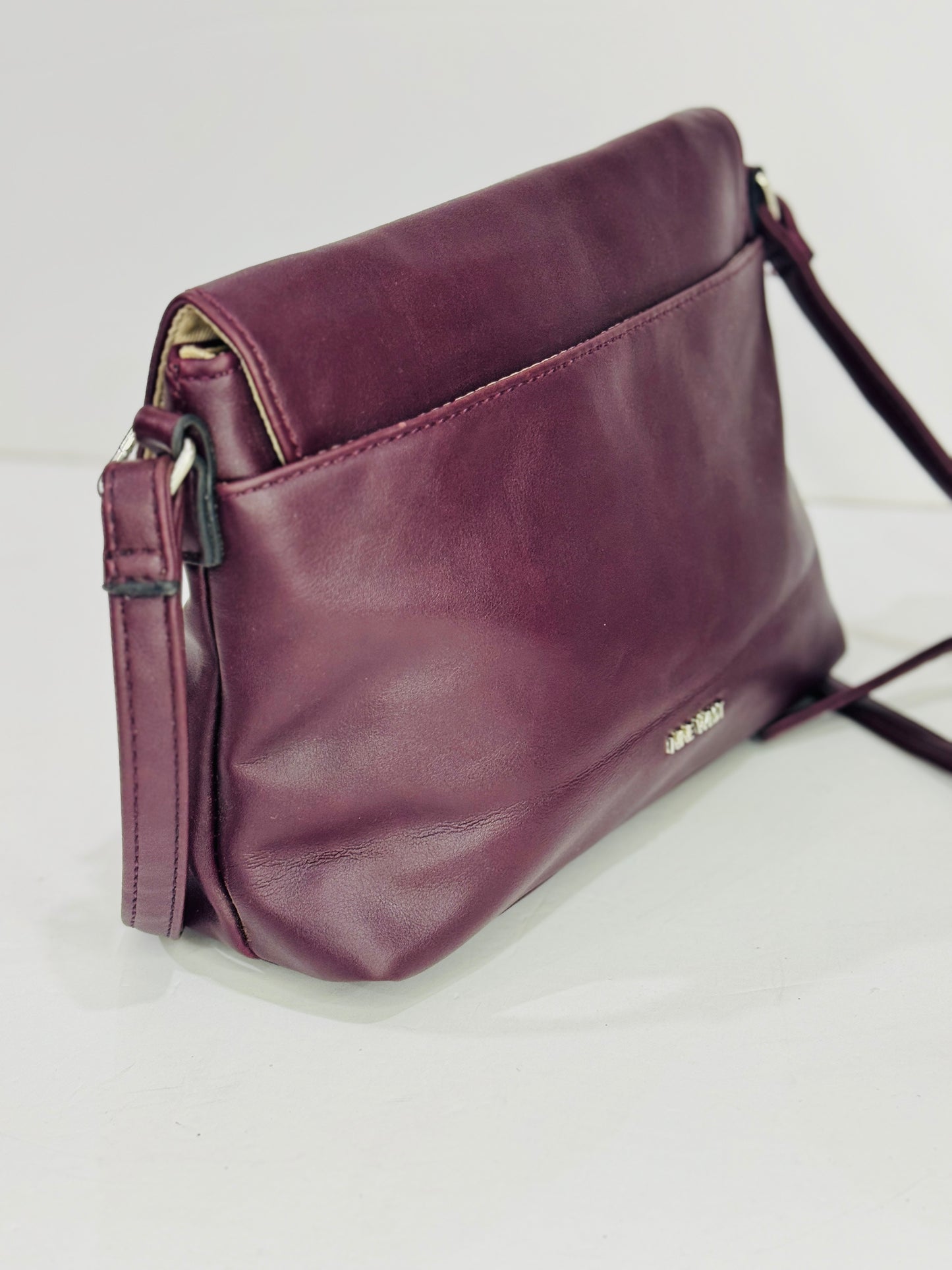 NINE WEST