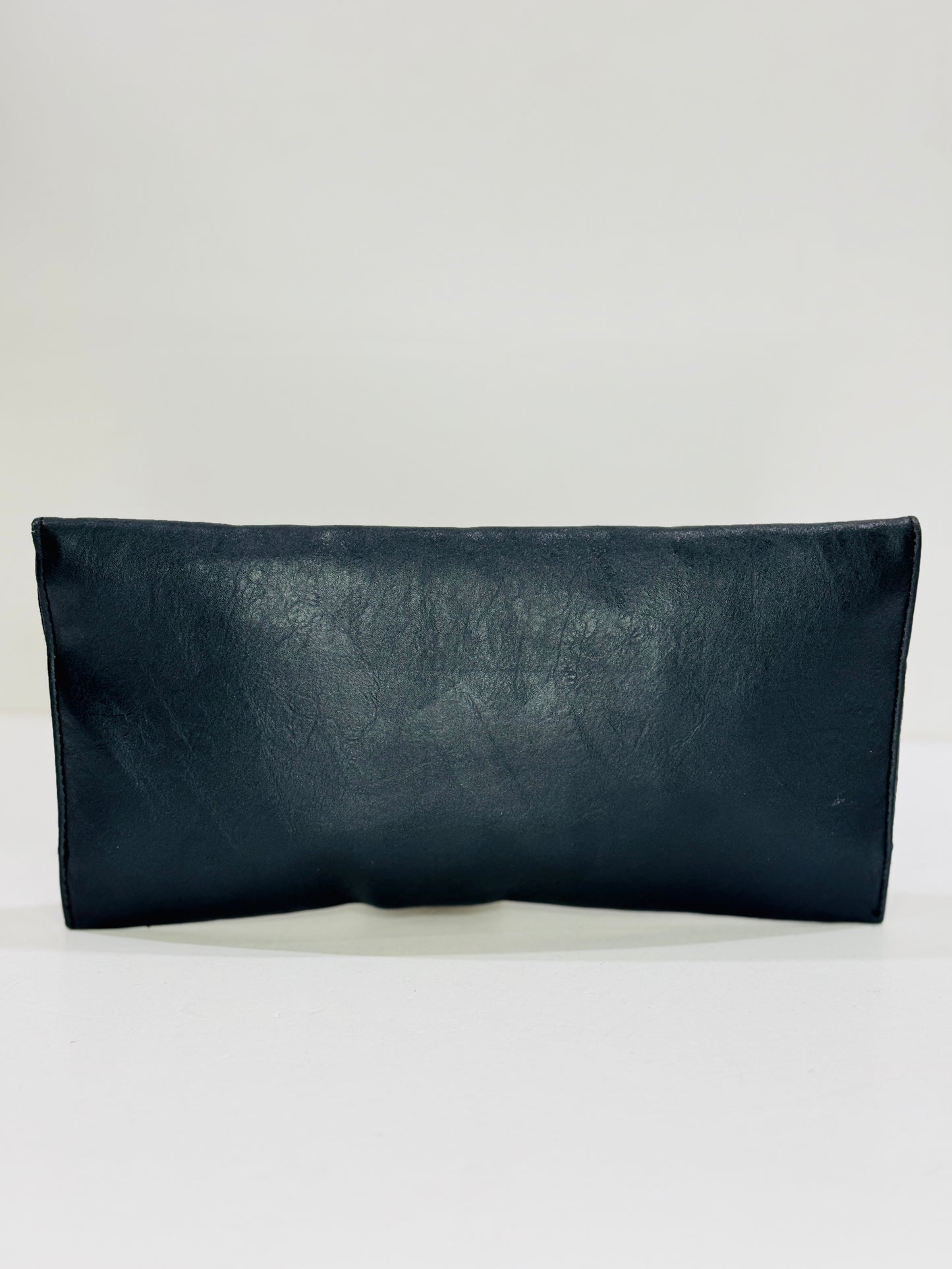 LONG | CLUTCH