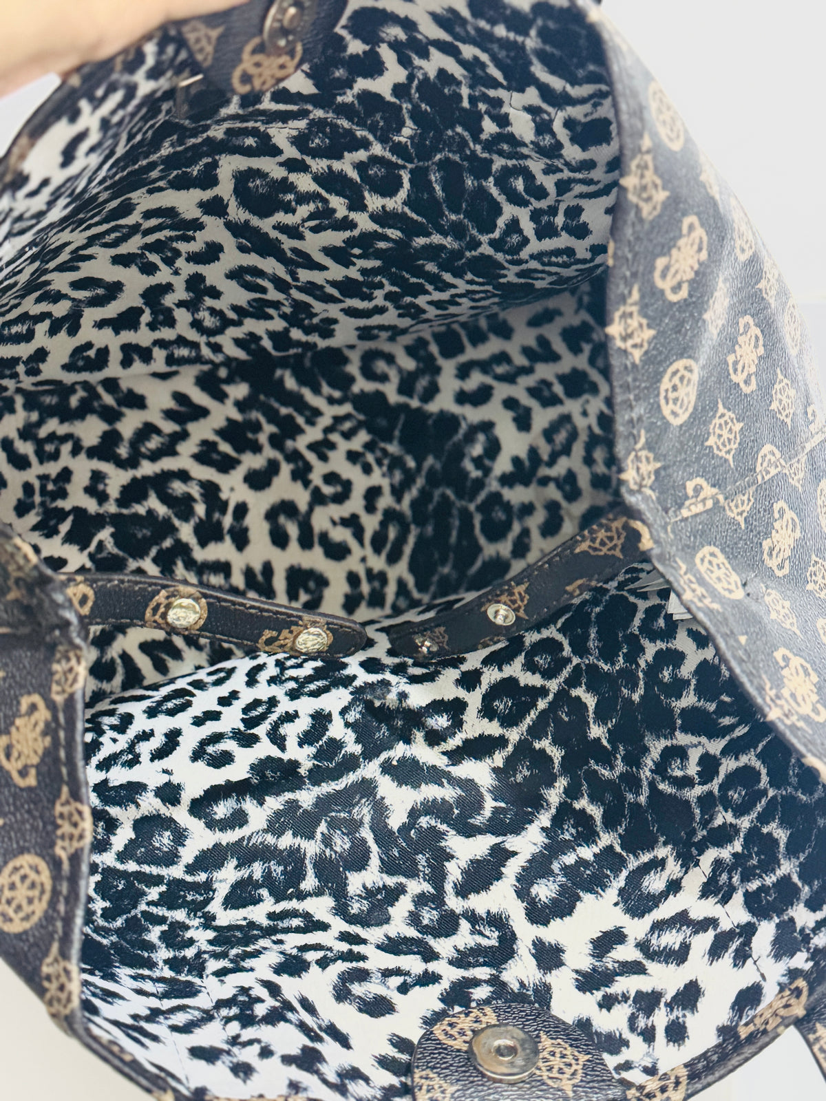 GUESS