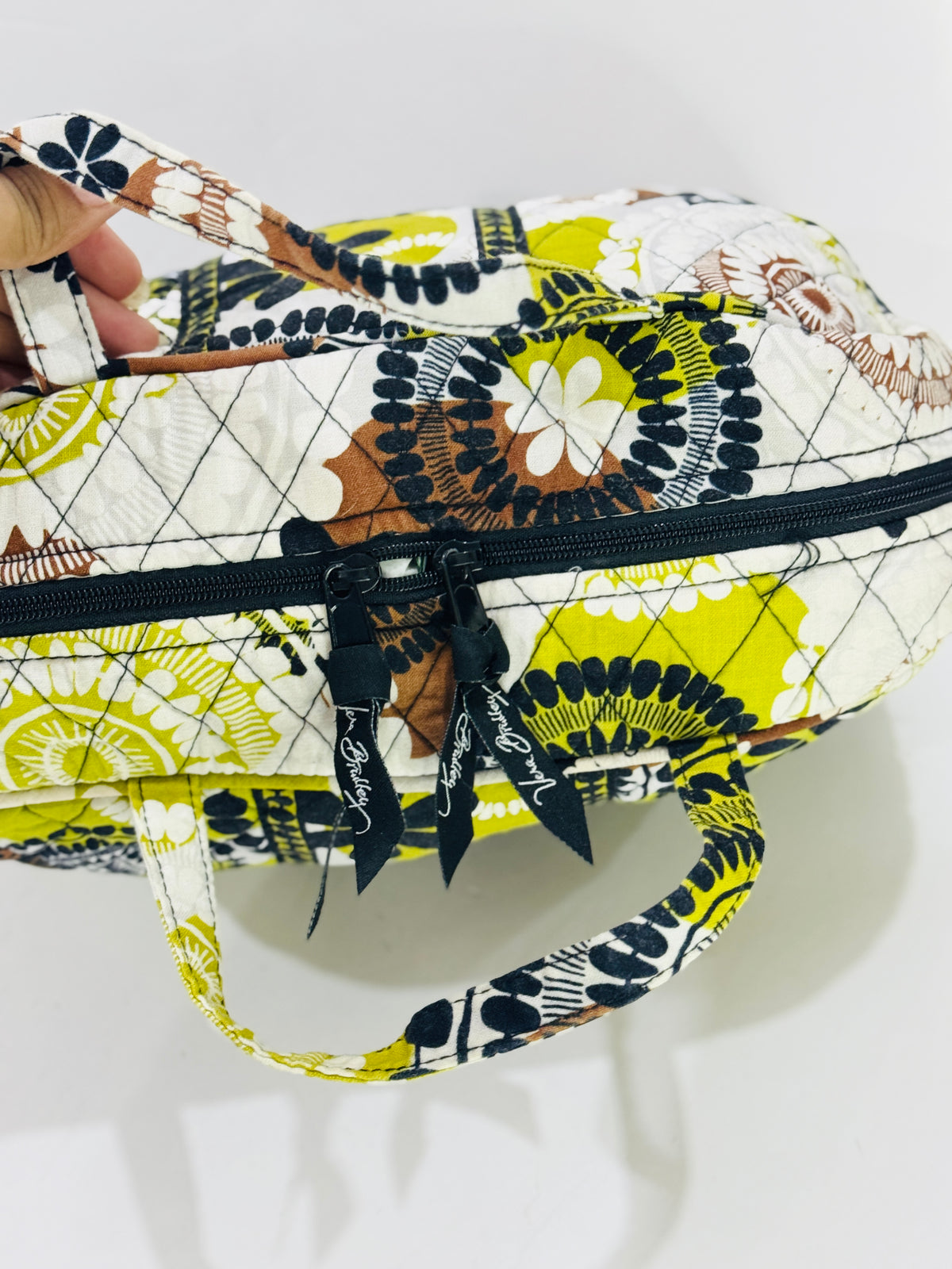 VERA BRADLEY | VANITY