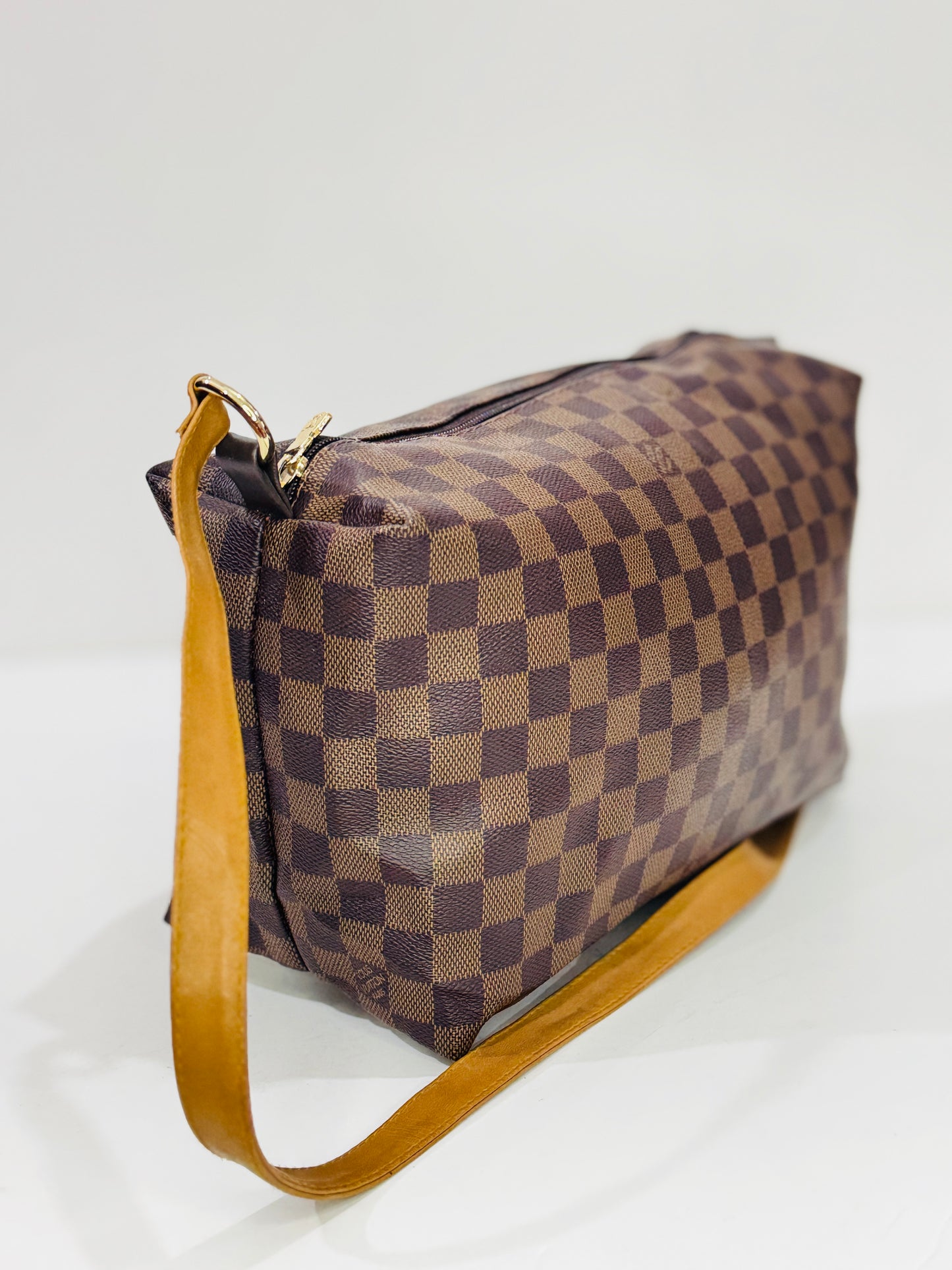 LV