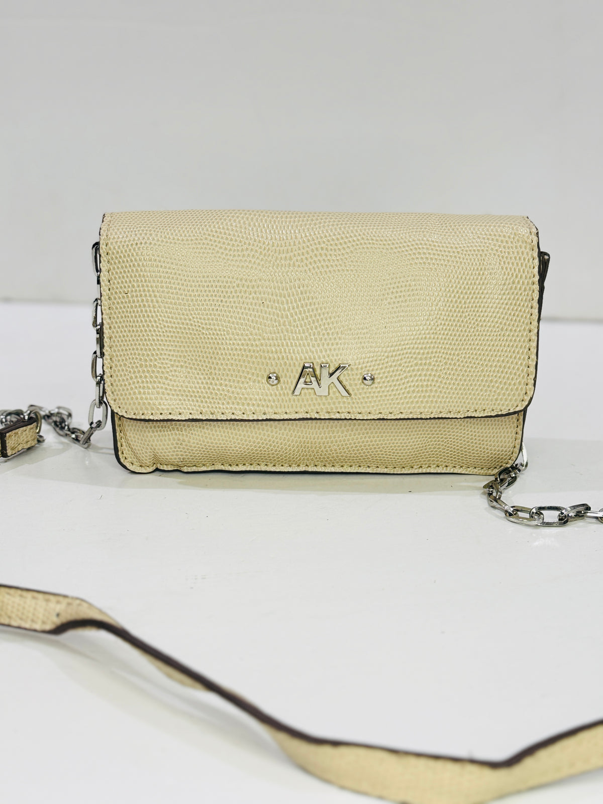 ANNE KLEIN