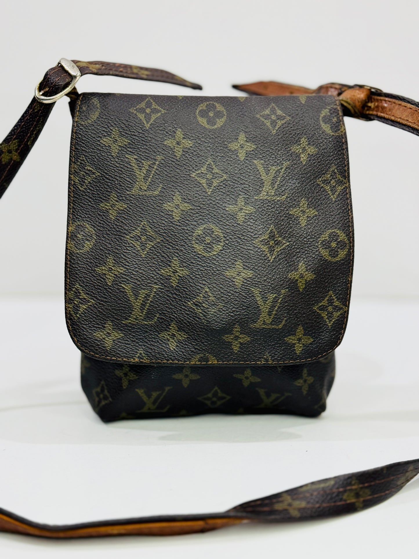LV