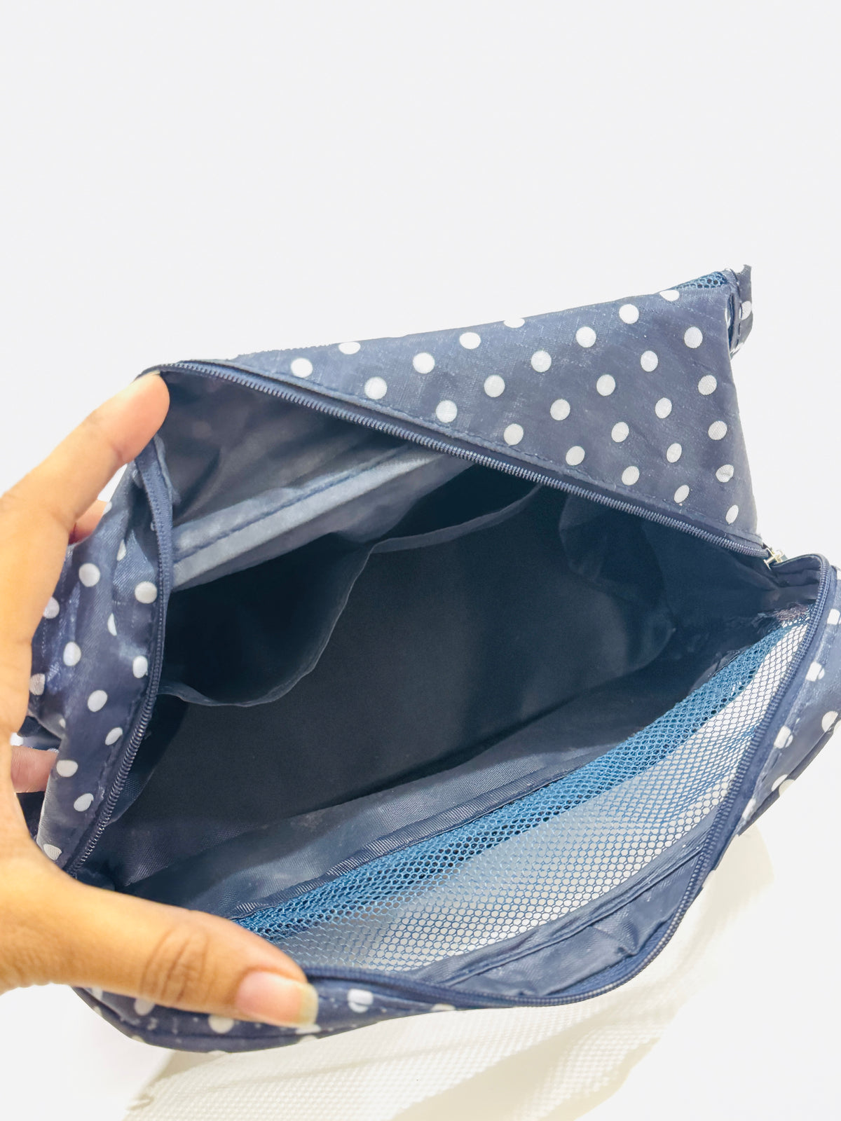 TRAVEL | ORGANISER
