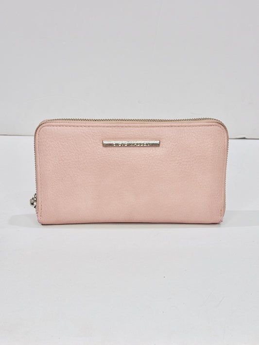 STEVE MADDEN