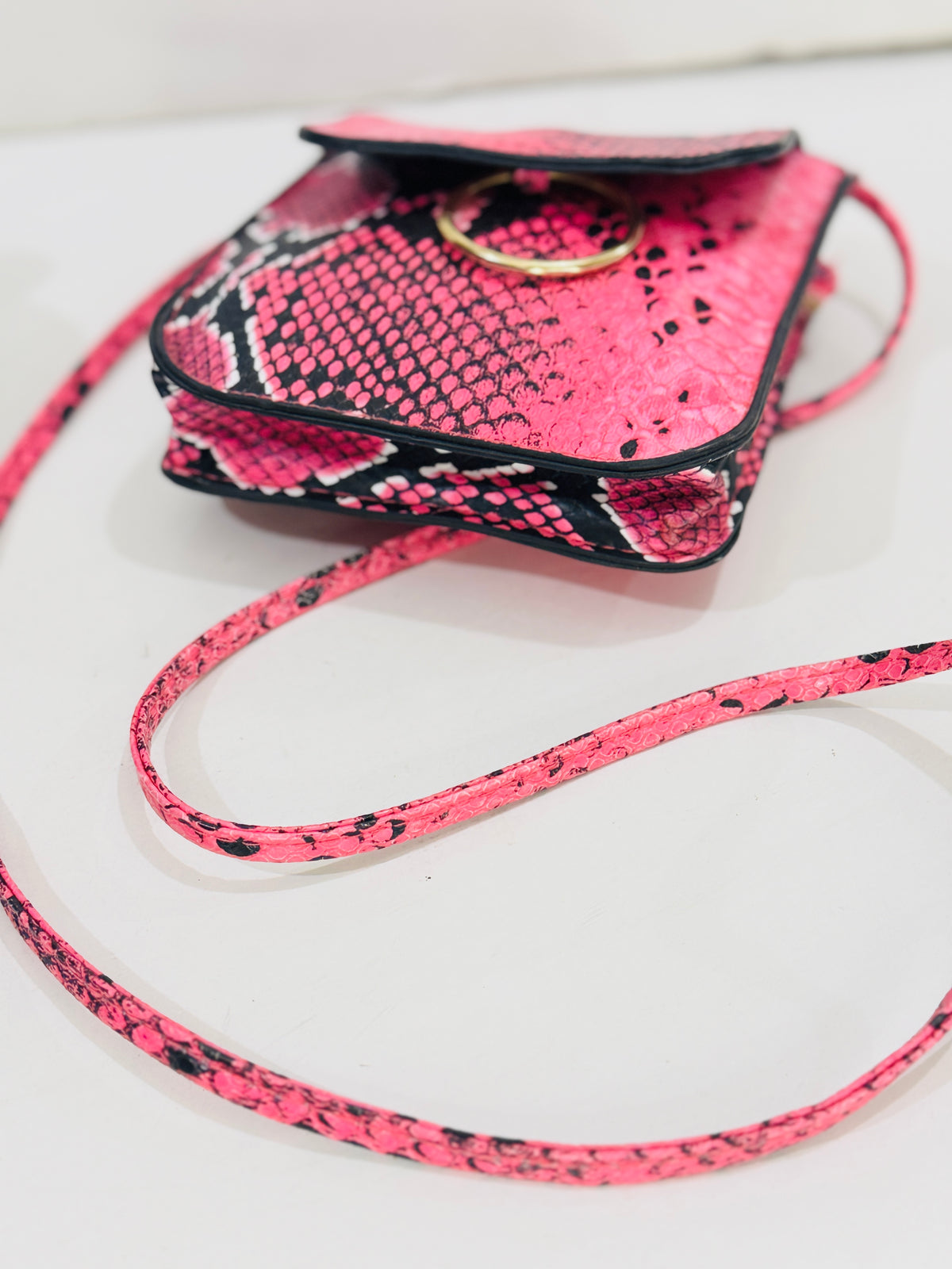 SNAKE | CROSSBODY