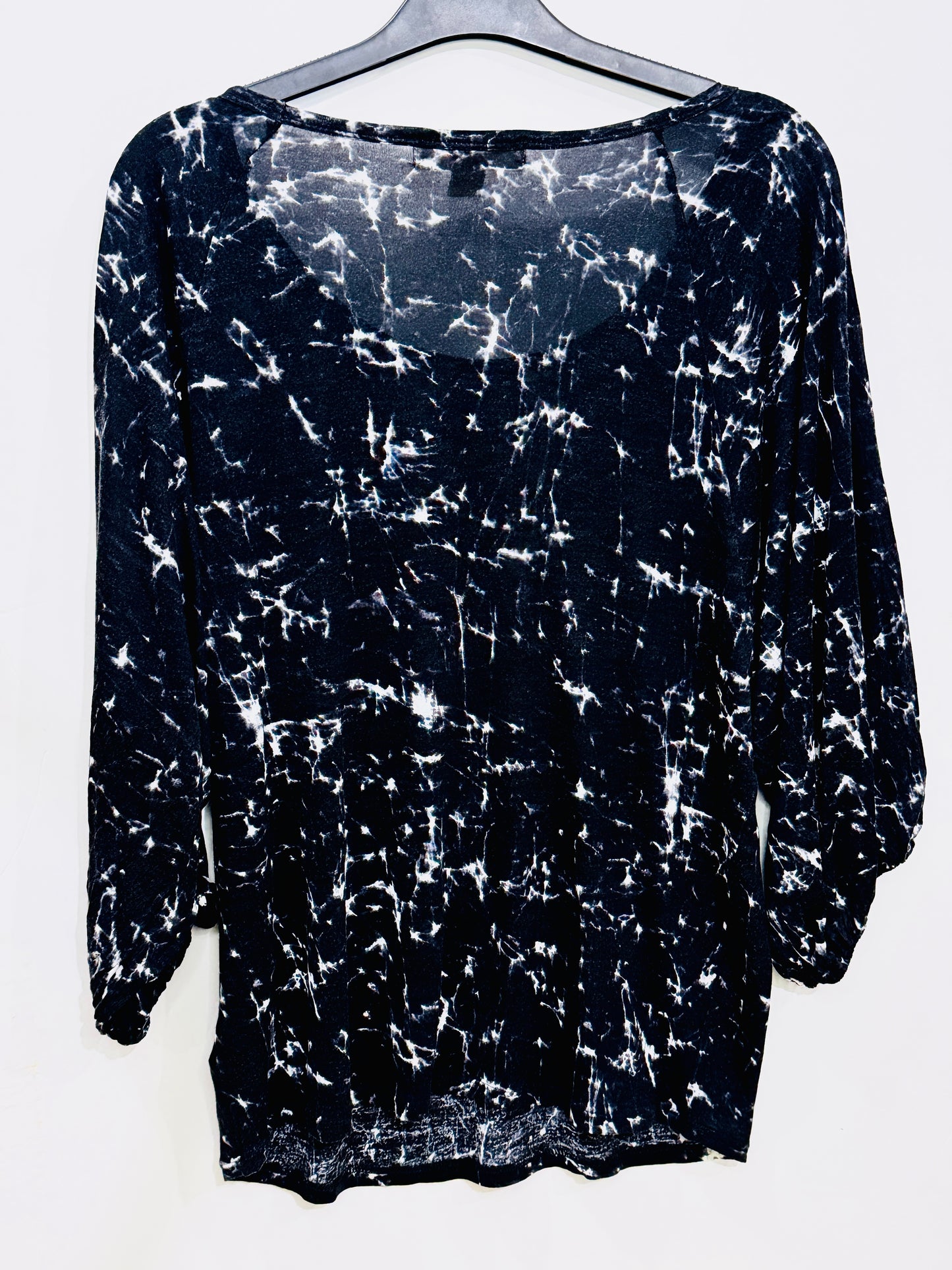 MK | Size : M/L