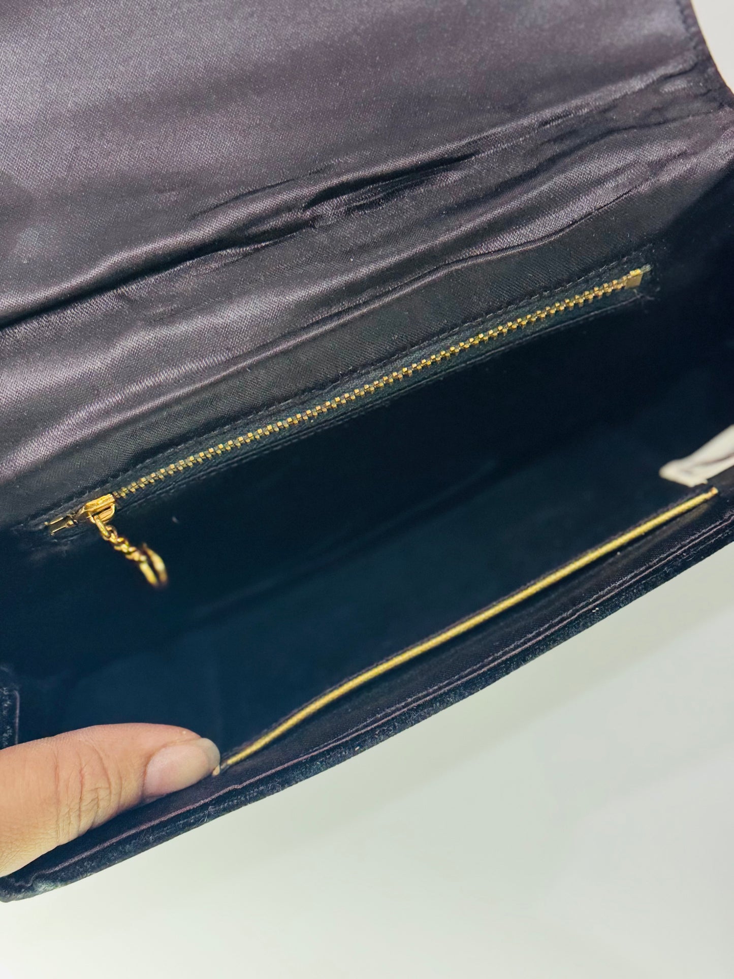 BOX | CLUTCH