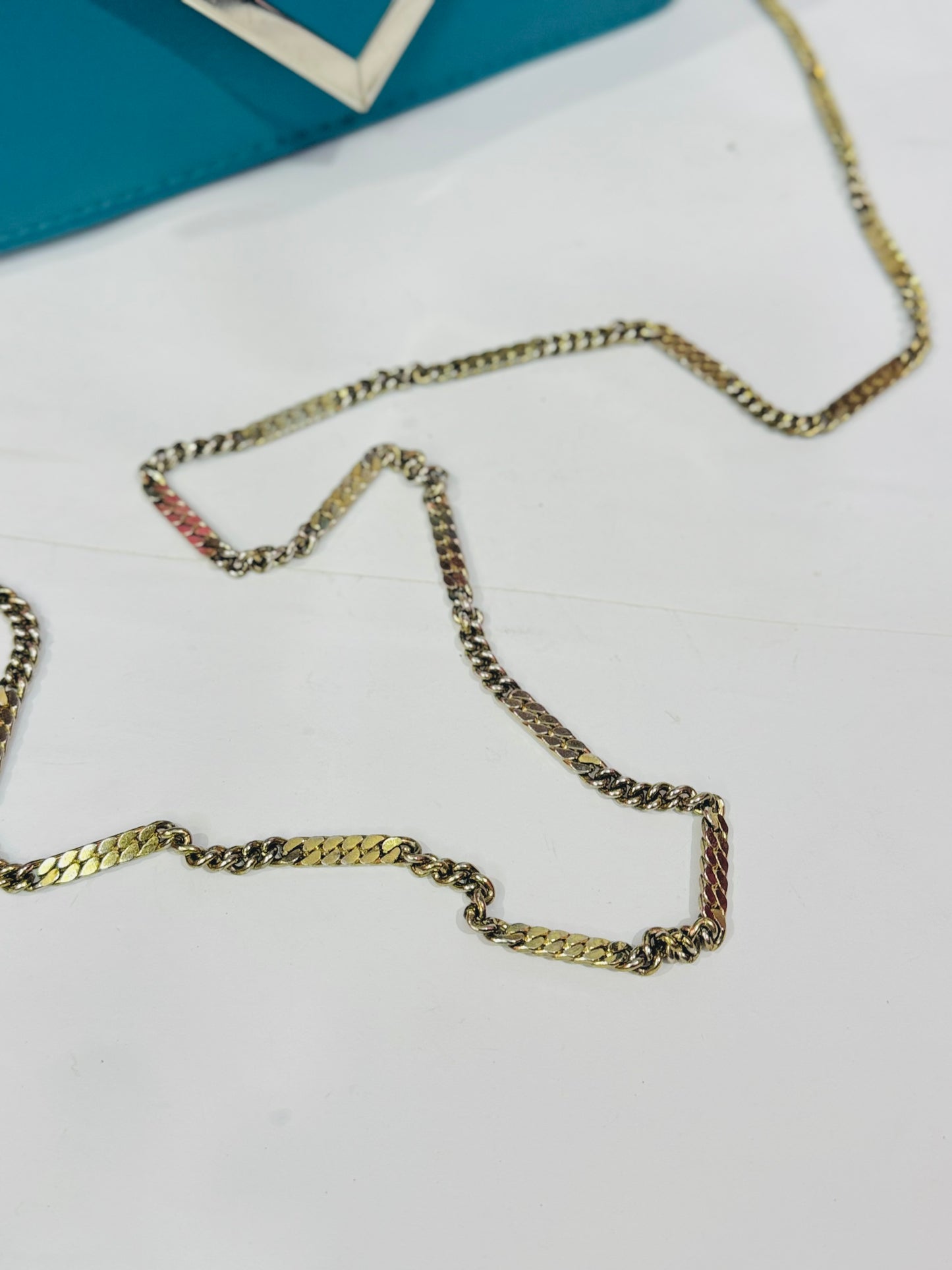 Atmosphere |Chain Crossbody