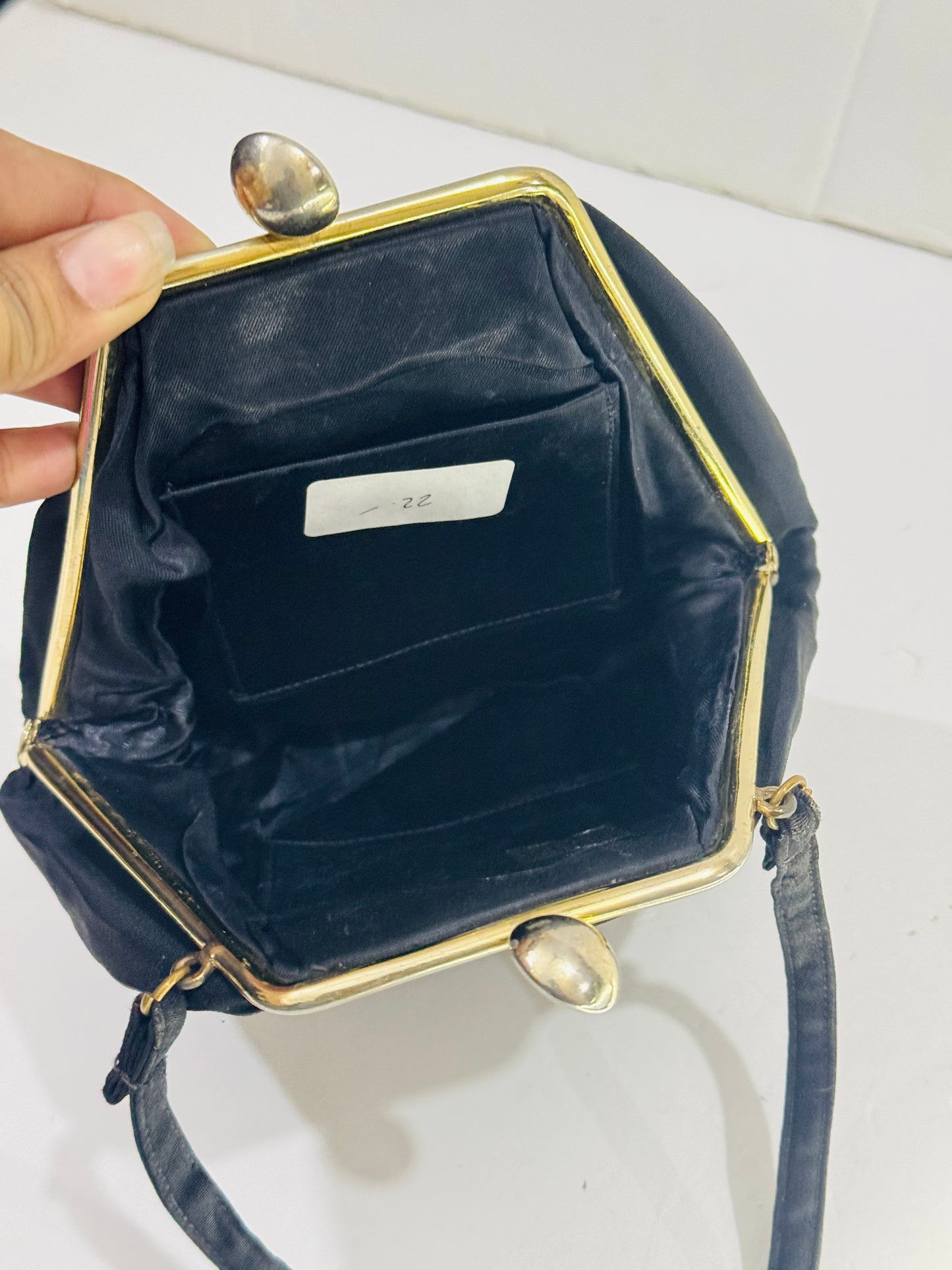VINTAGE | CLUTCH