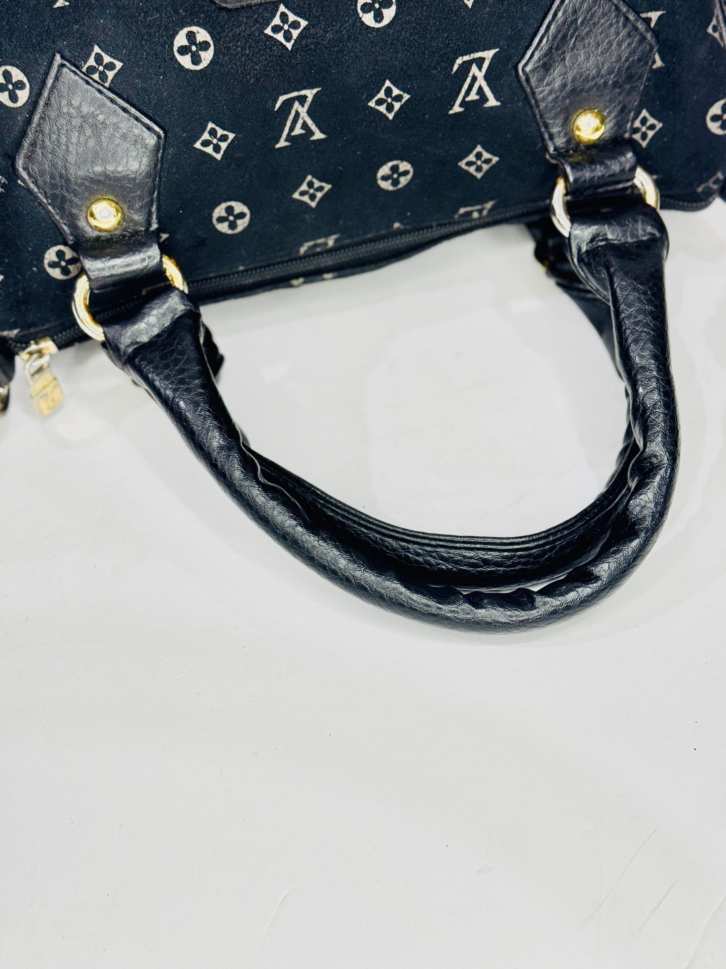 LV