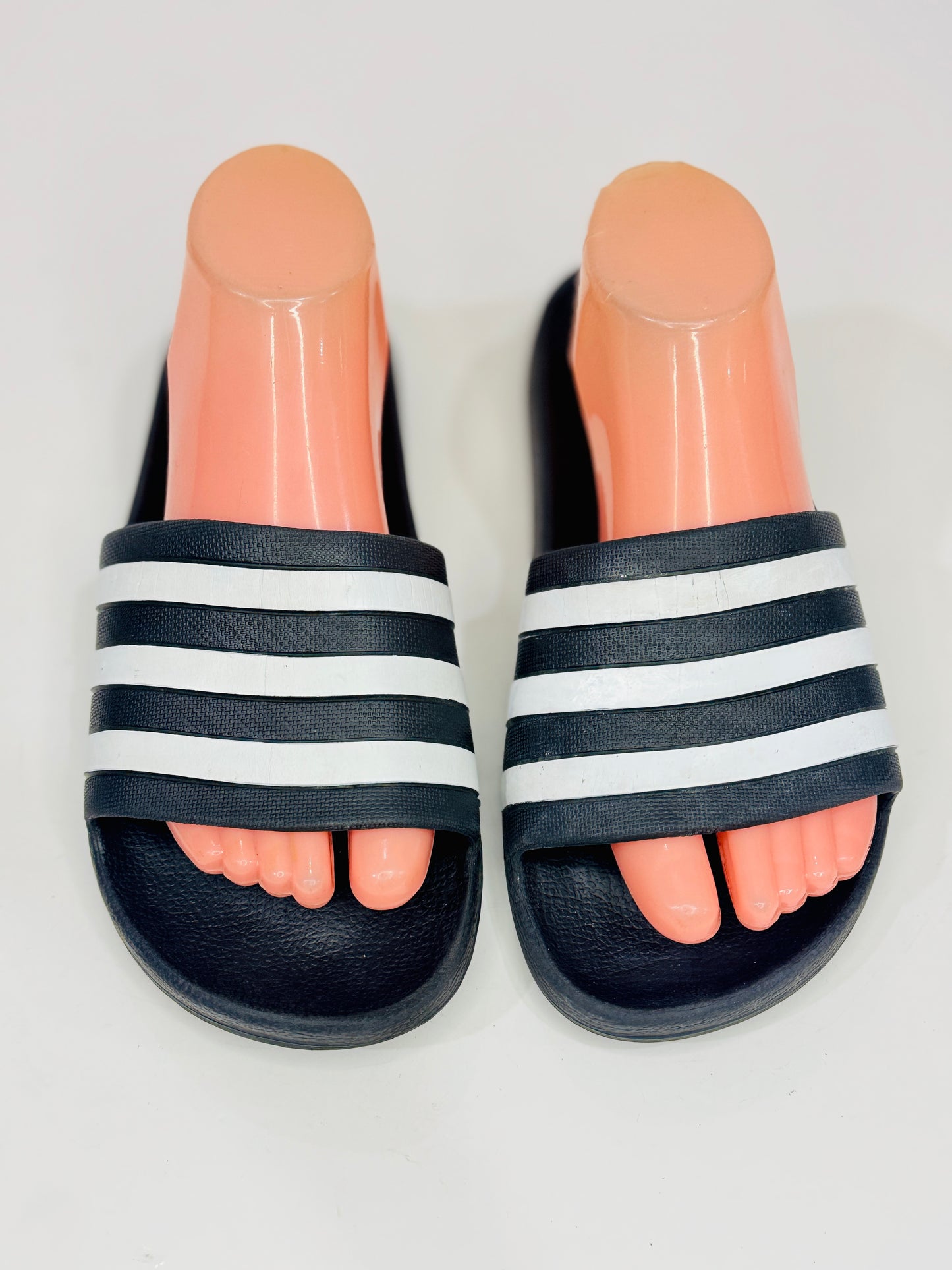 Adidas | 39