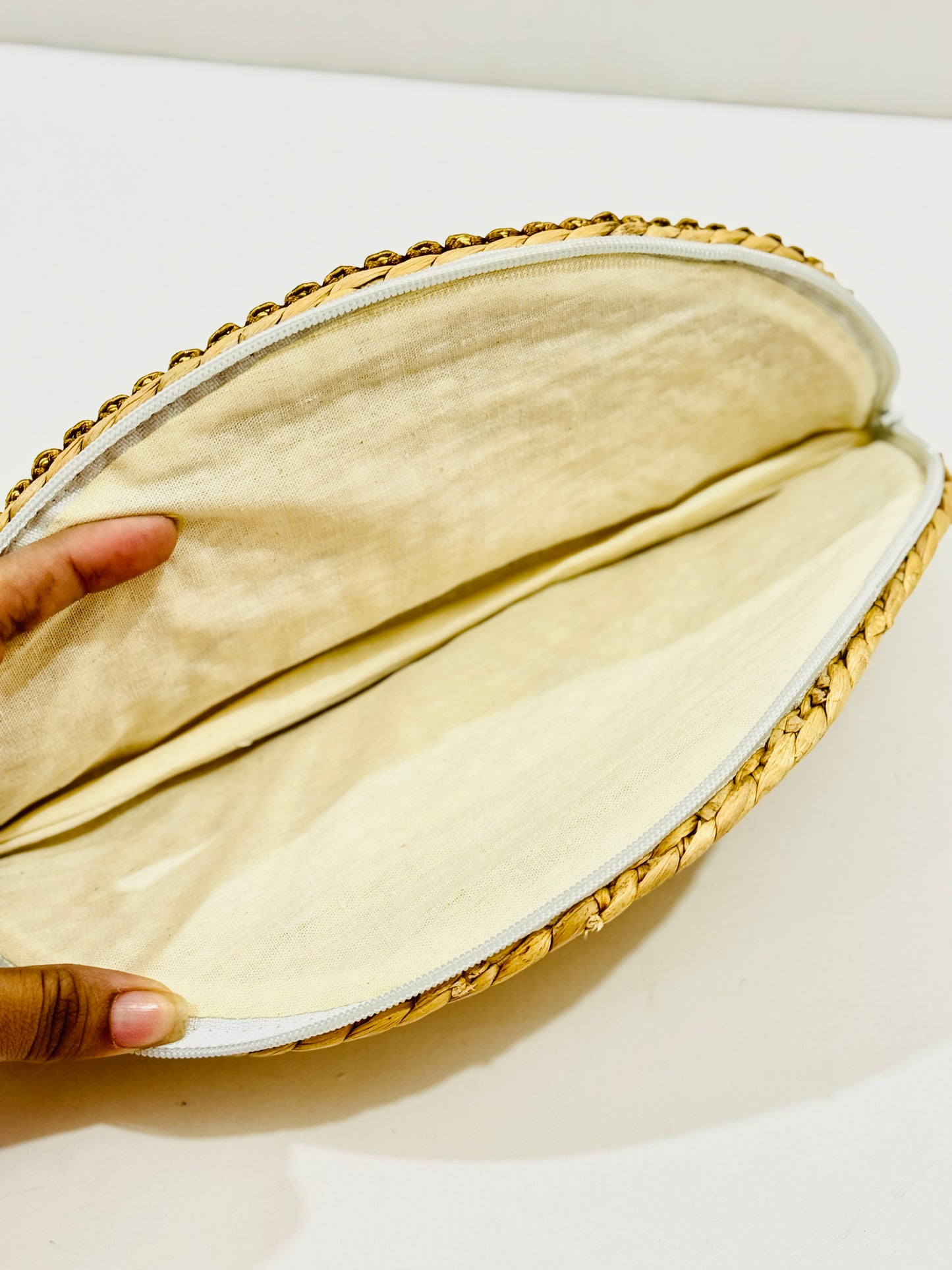 Woven | Clutch