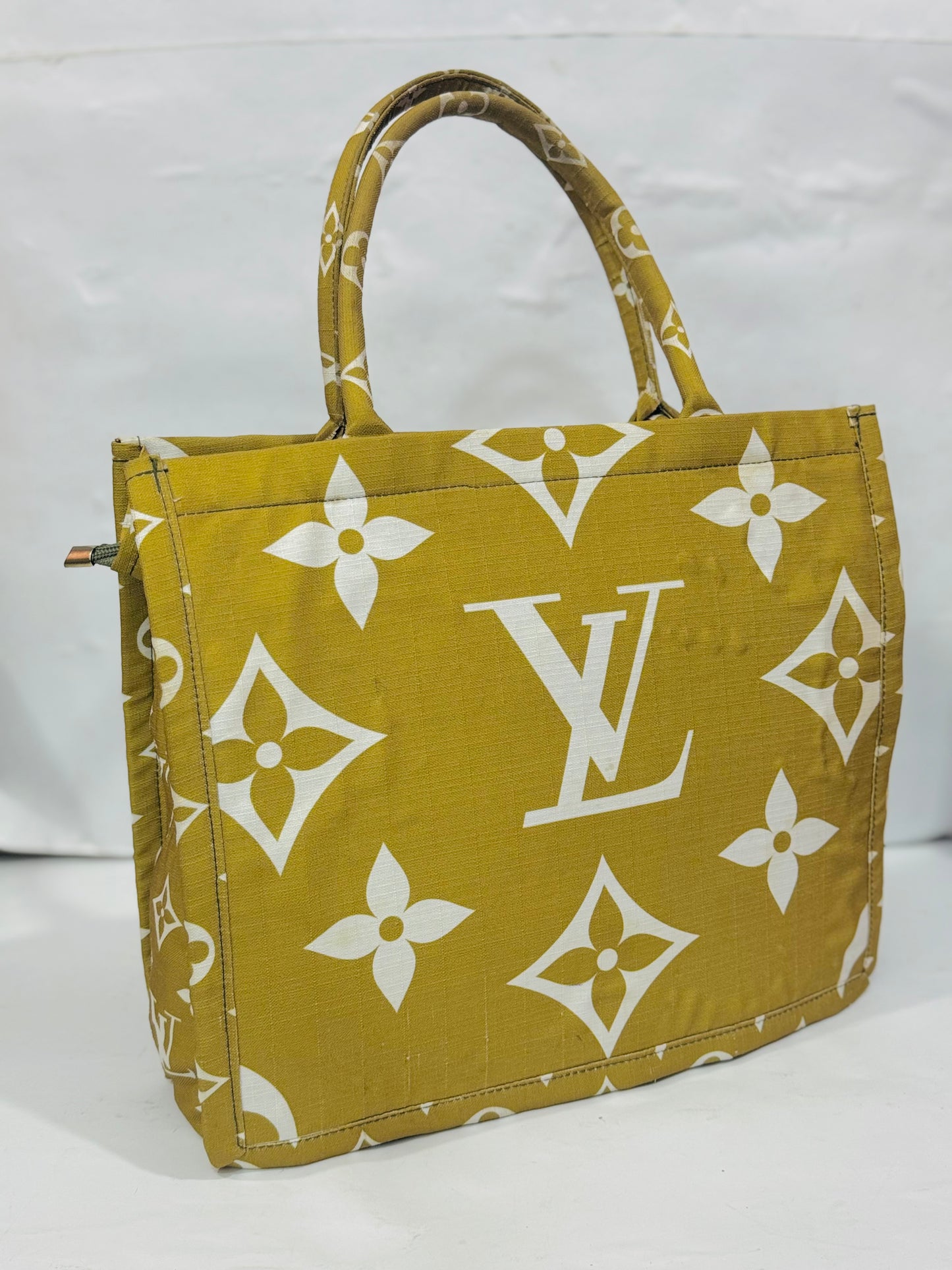 LV |Zipper Tote Bag