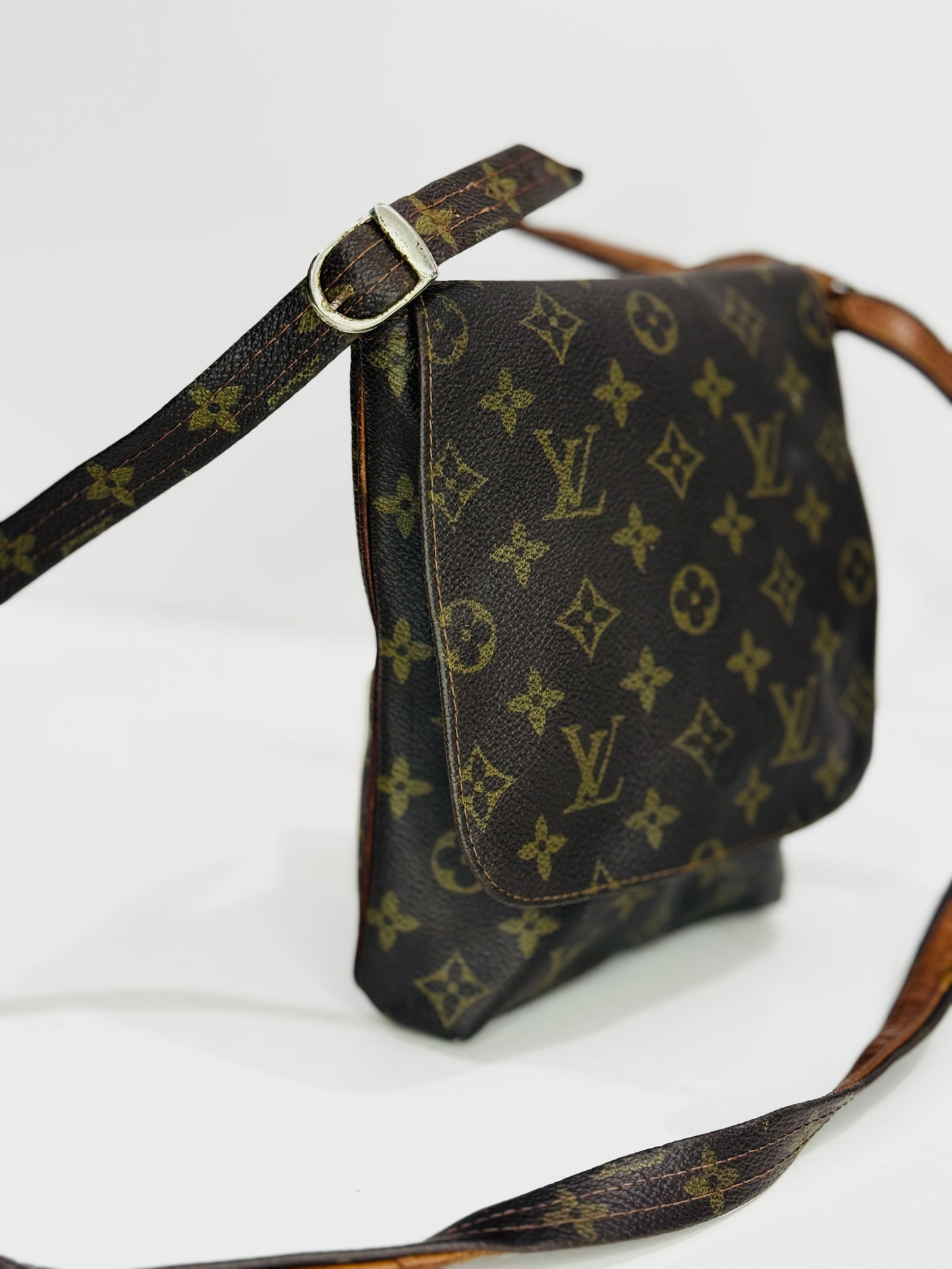 LV