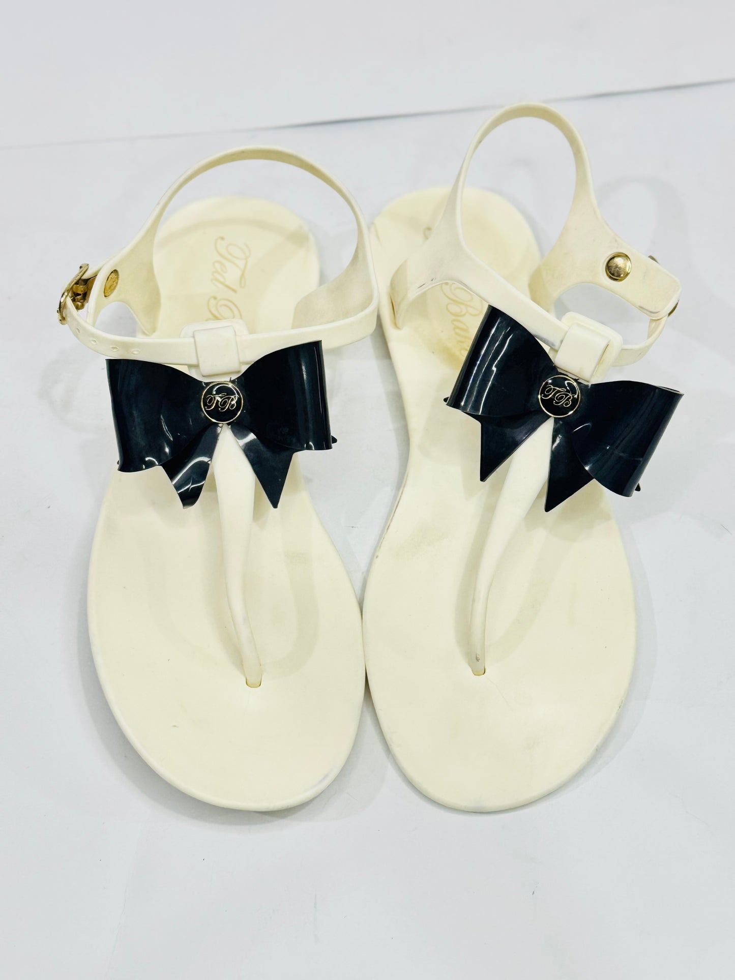 TED BAKER LONDON | 38/39