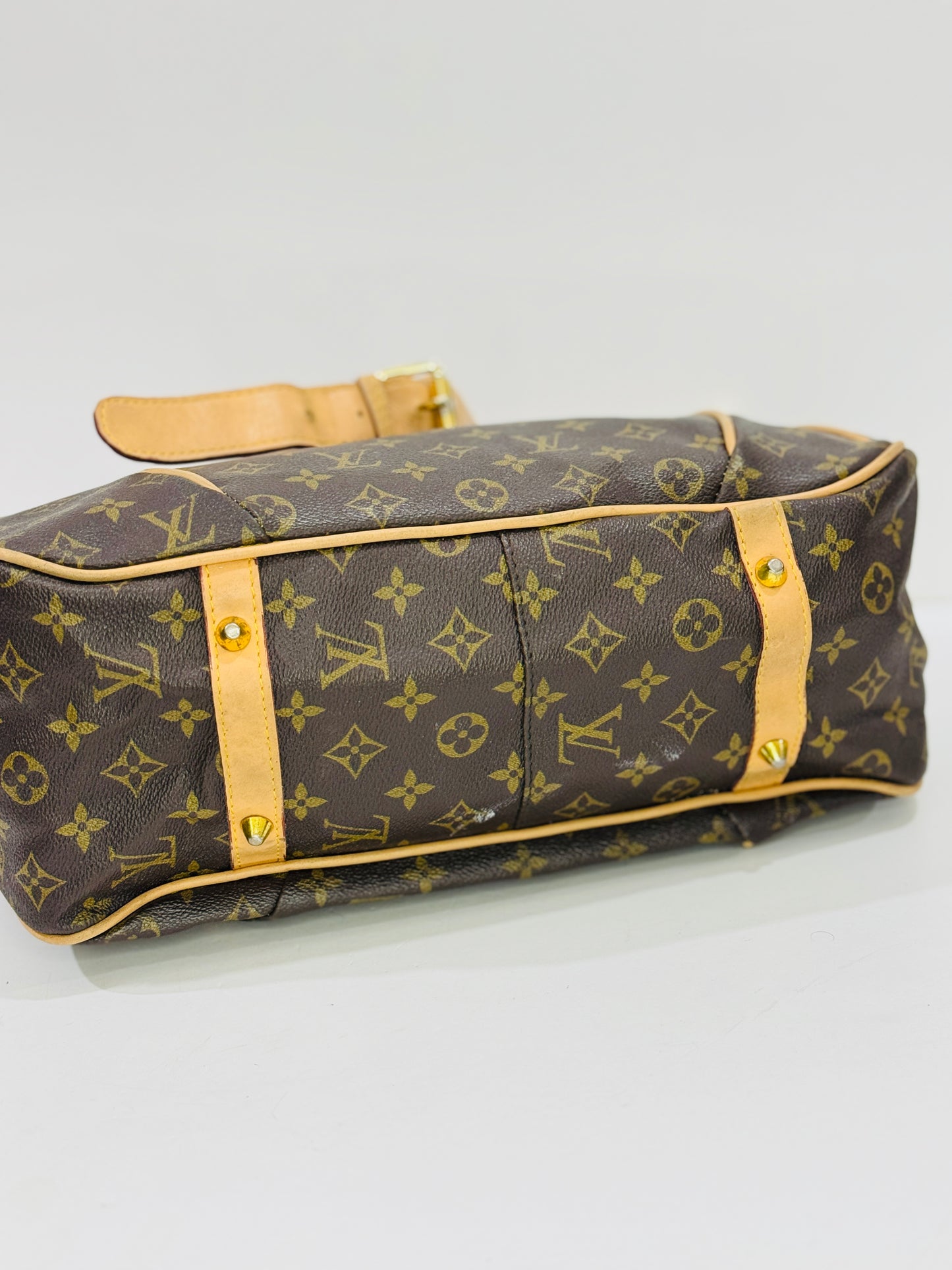 LV