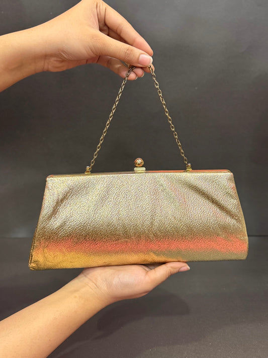 Fancy |Golden Chain Clutch