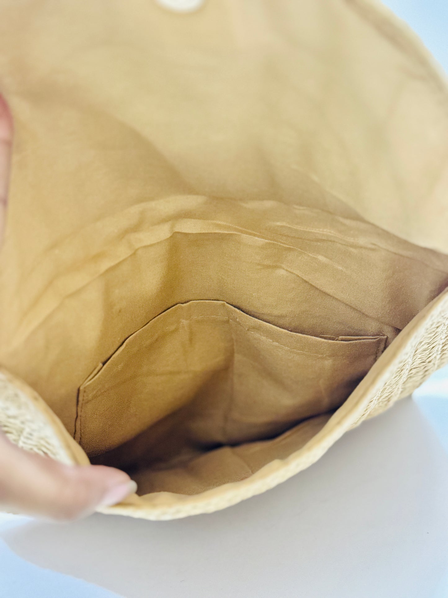 STRAW | CLUTCH