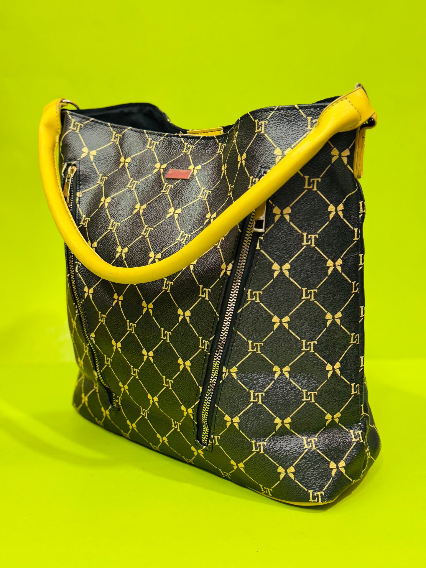 LT | Tote