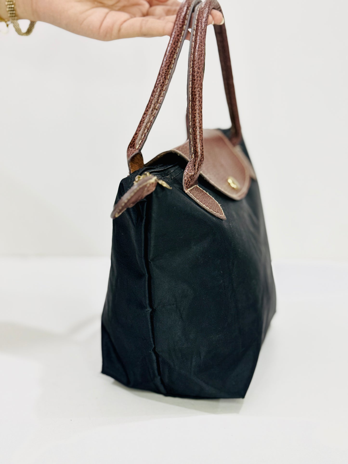 HAND BAG