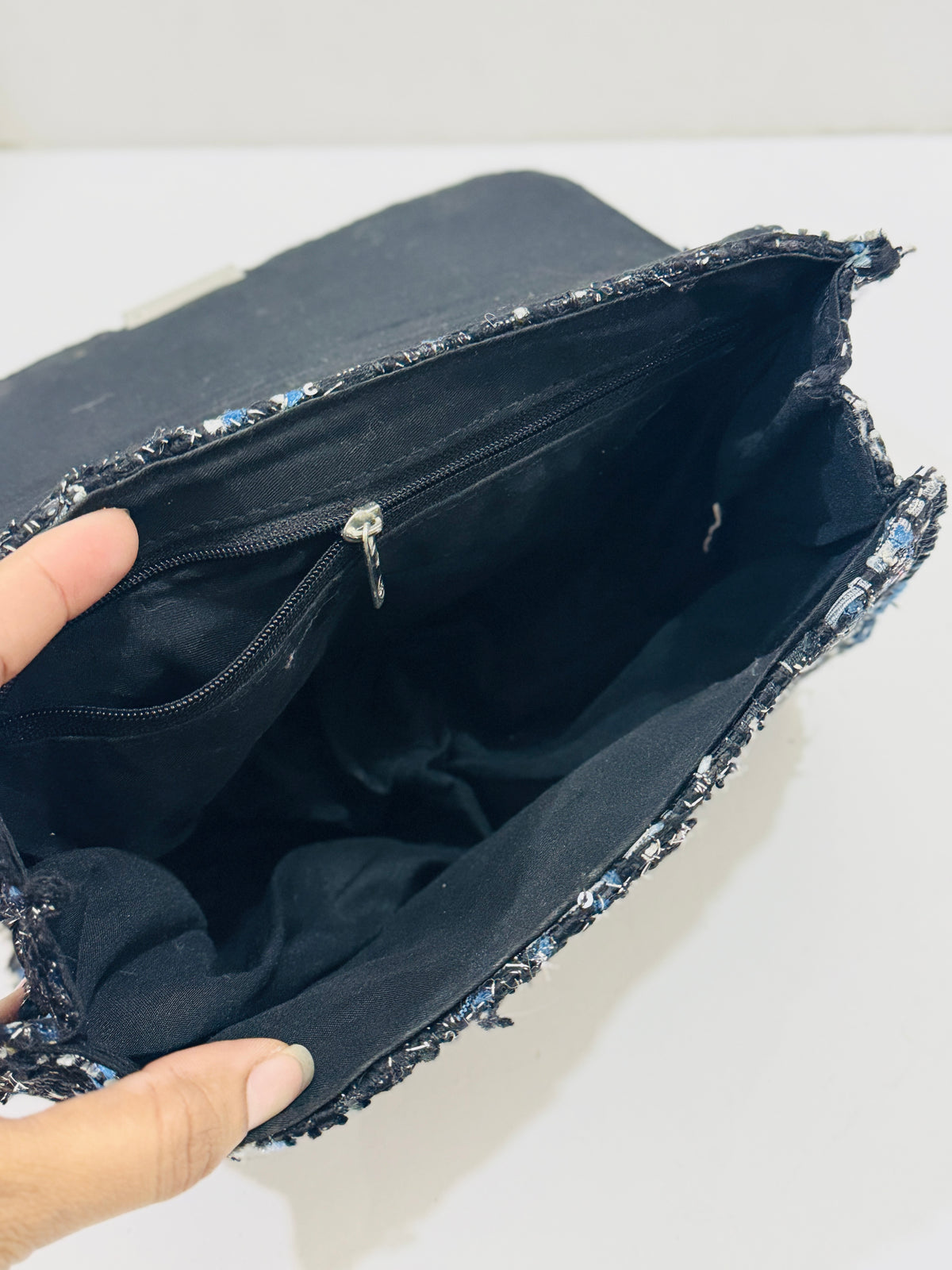 ST | BAG